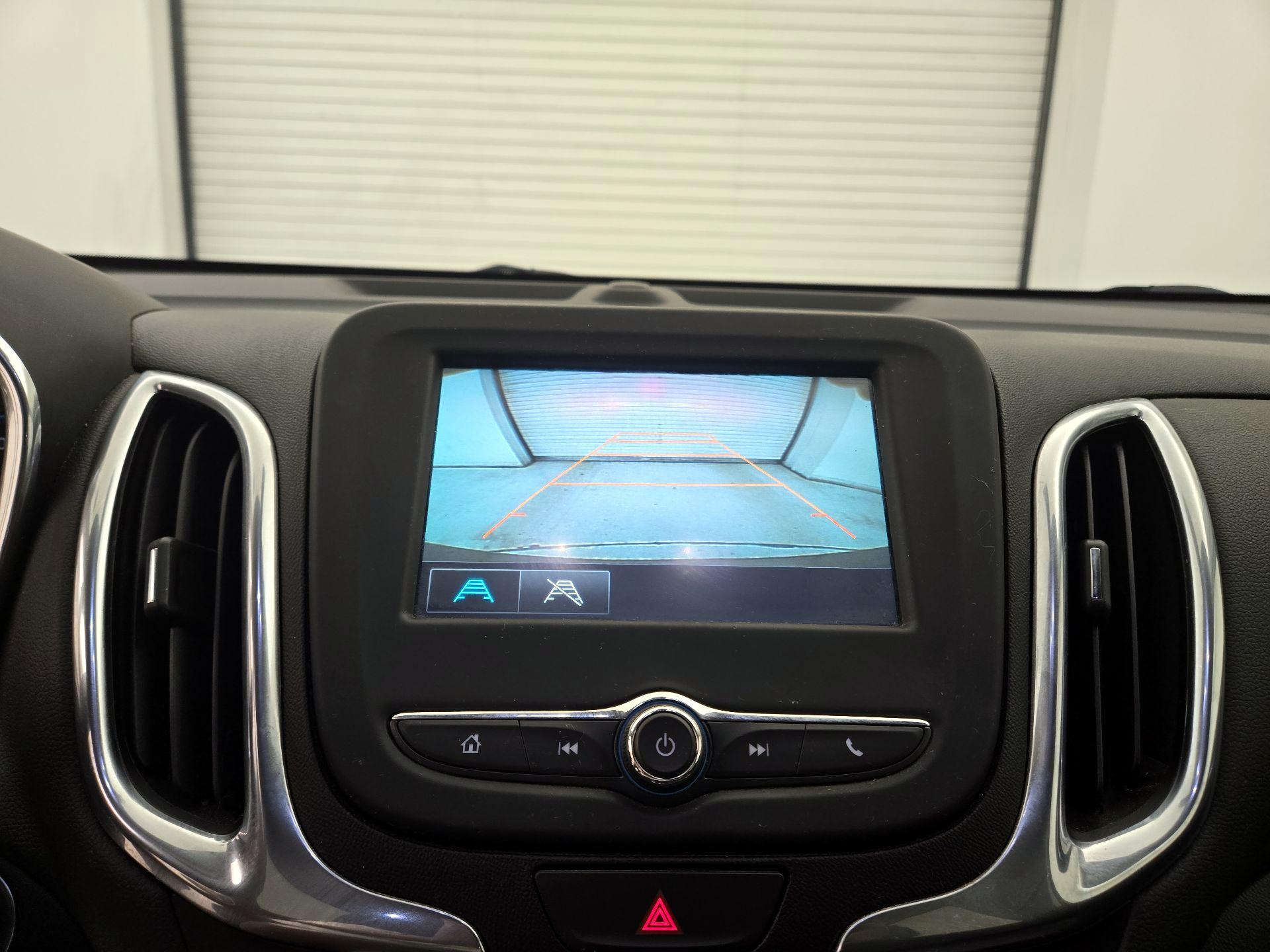 Thumbnail: 2018 Chevrolet Equinox - 14