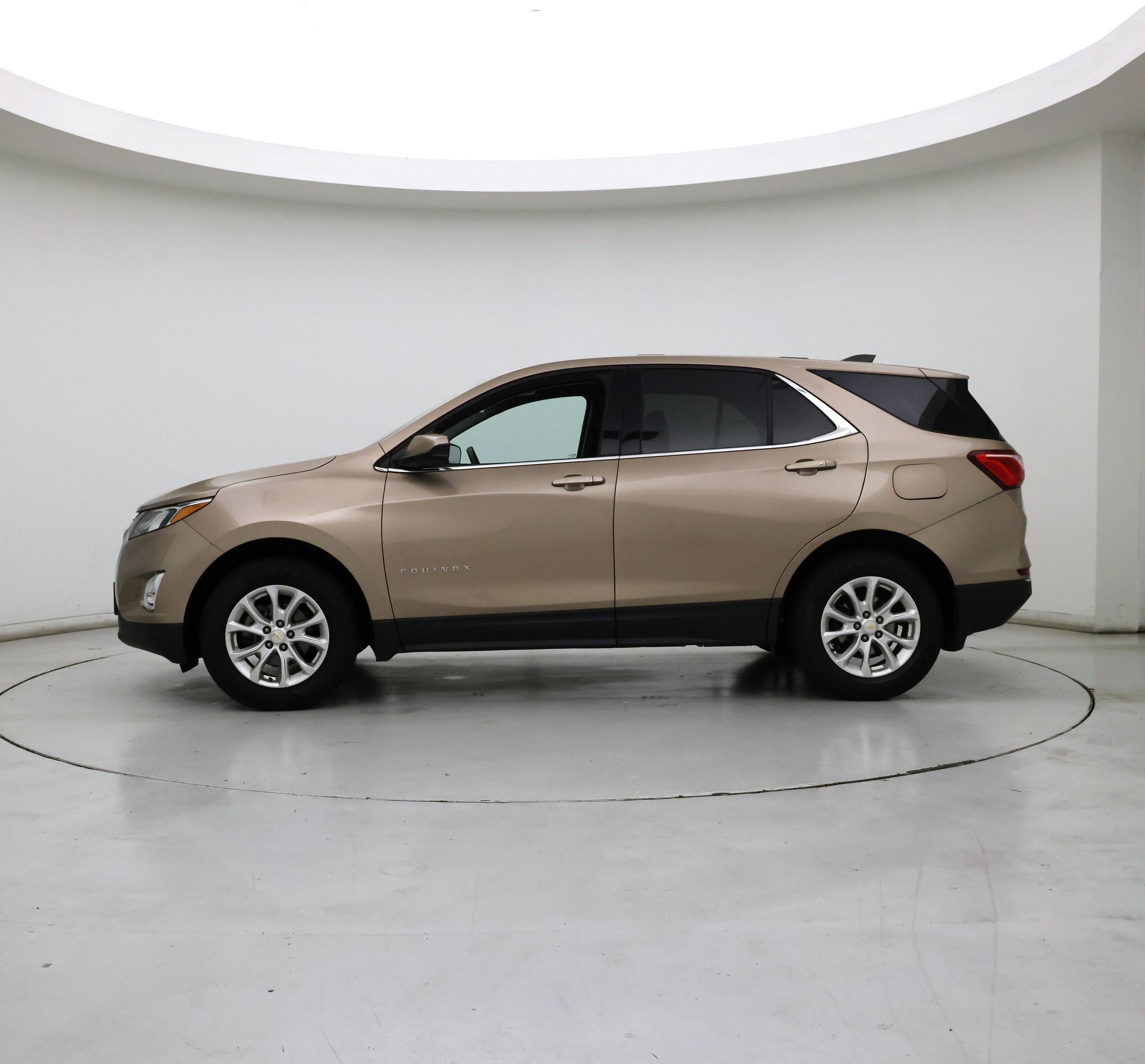 Thumbnail: 2018 Chevrolet Equinox - 3