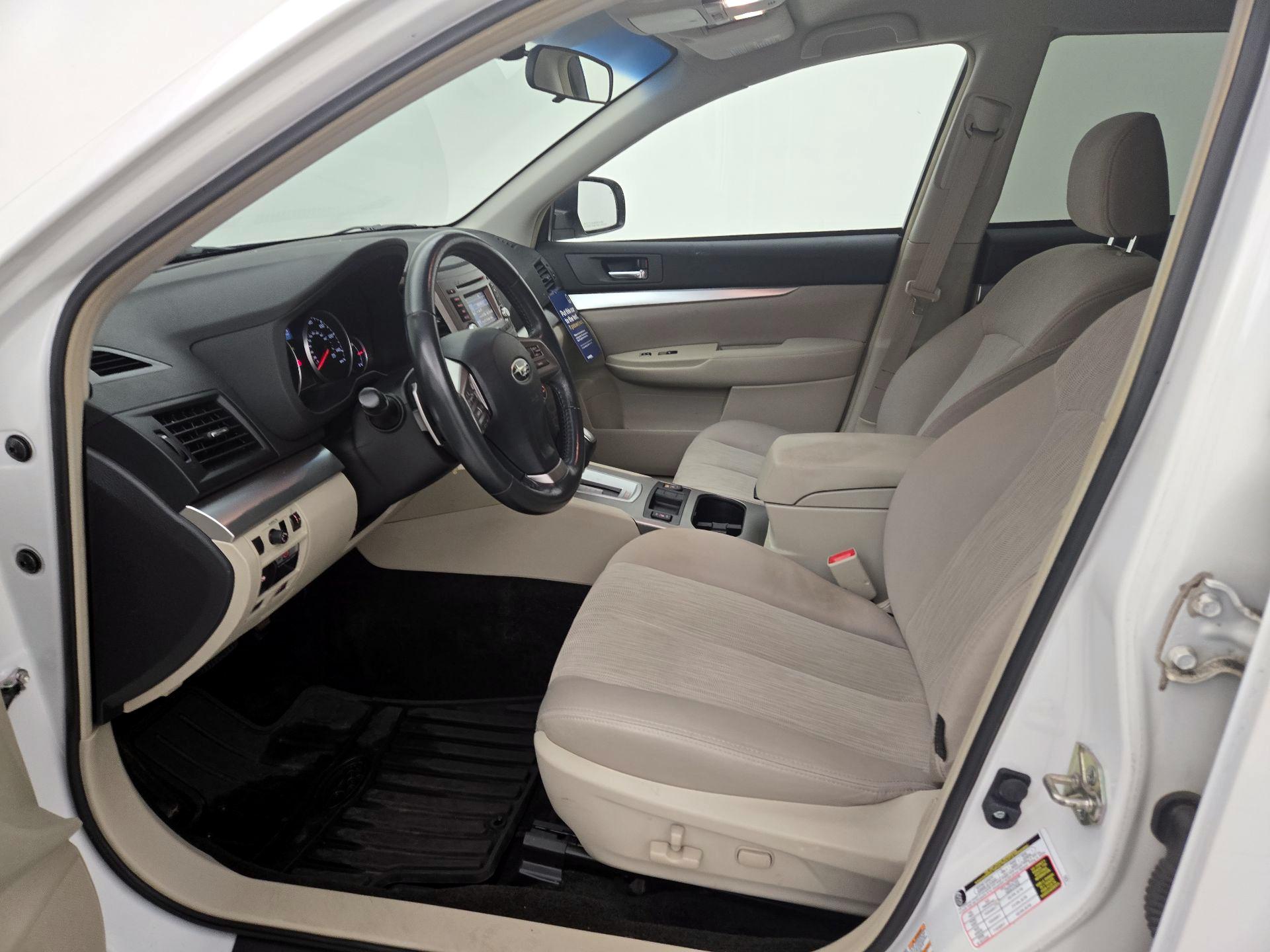 Thumbnail: 2014 Subaru Outback - 11