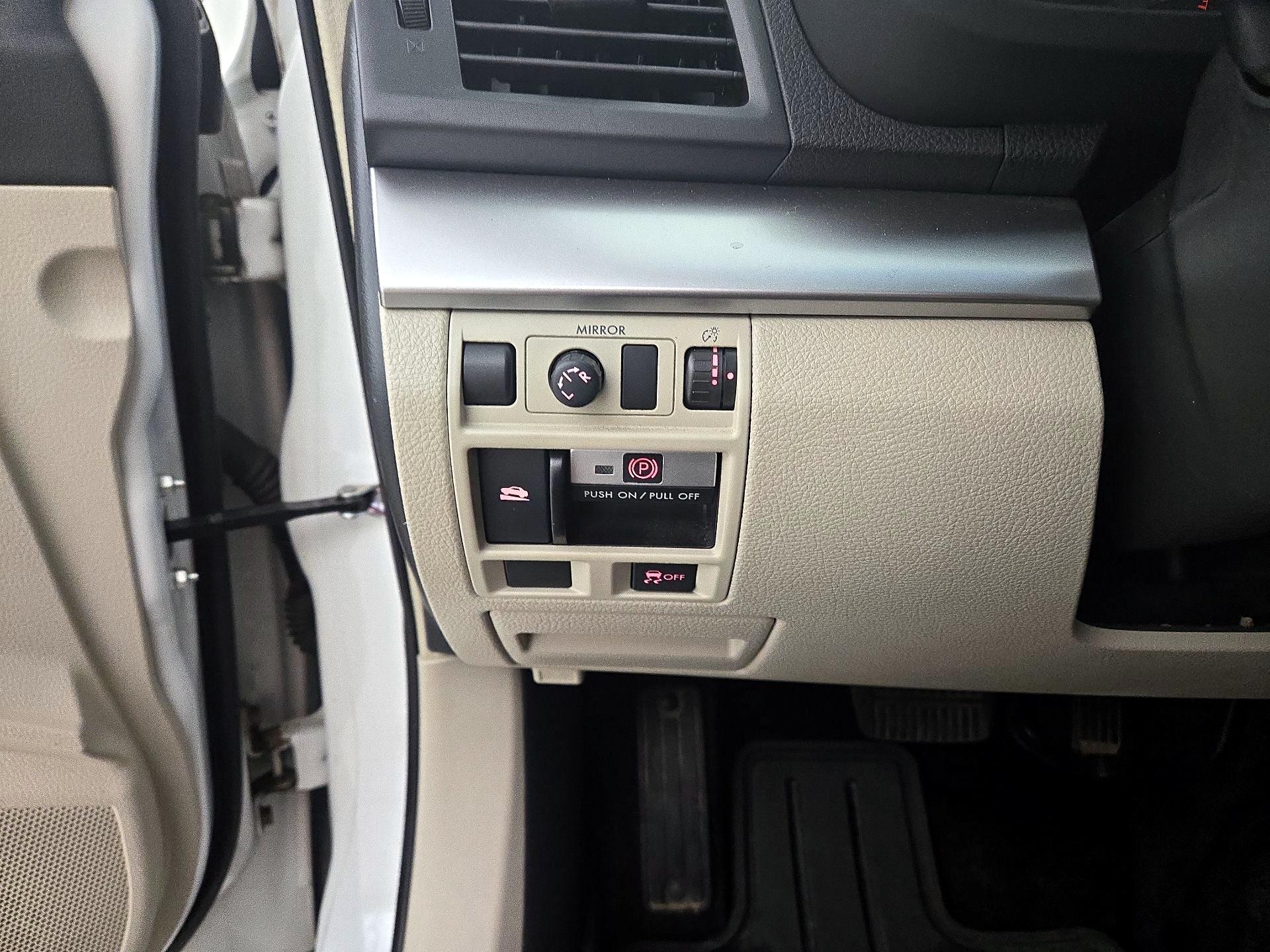 Thumbnail: 2014 Subaru Outback - 13