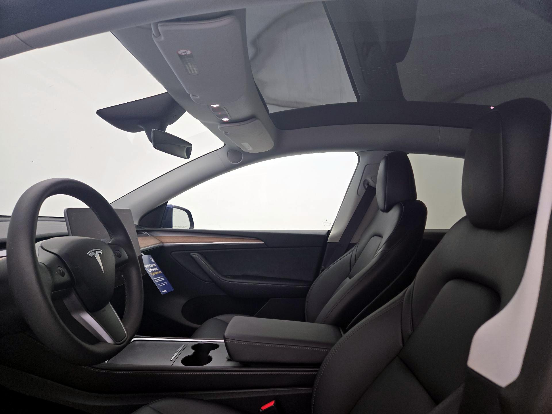 Thumbnail: 2023 Tesla Model Y - 18