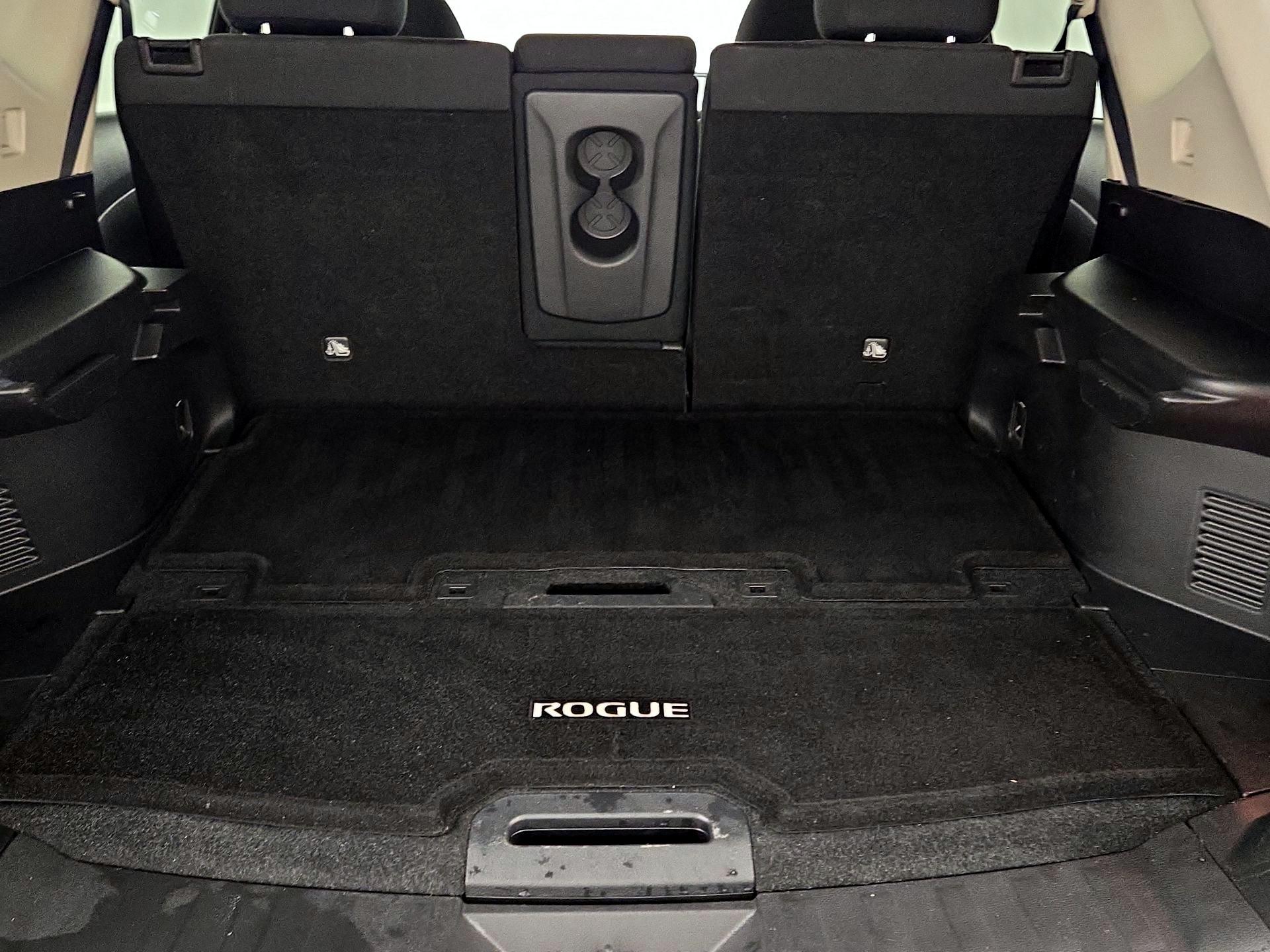 Thumbnail: 2016 Nissan Rogue - 20