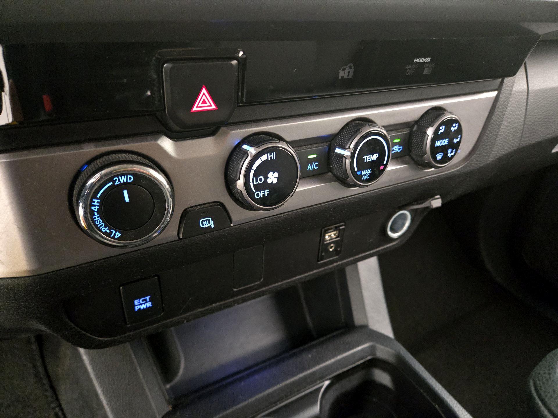 Thumbnail: 2017 Toyota Tacoma - 16