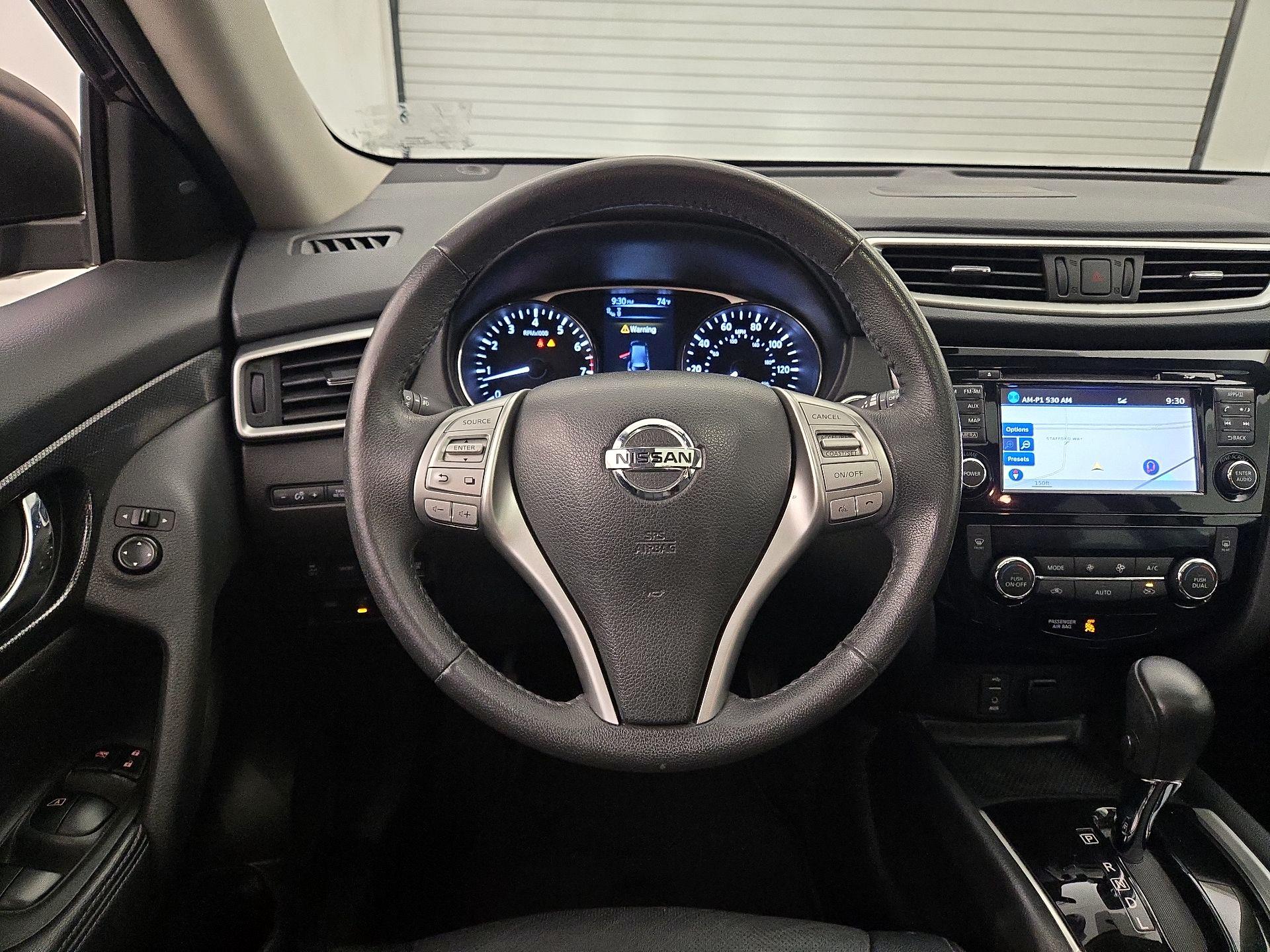 Thumbnail: 2016 Nissan Rogue - 10