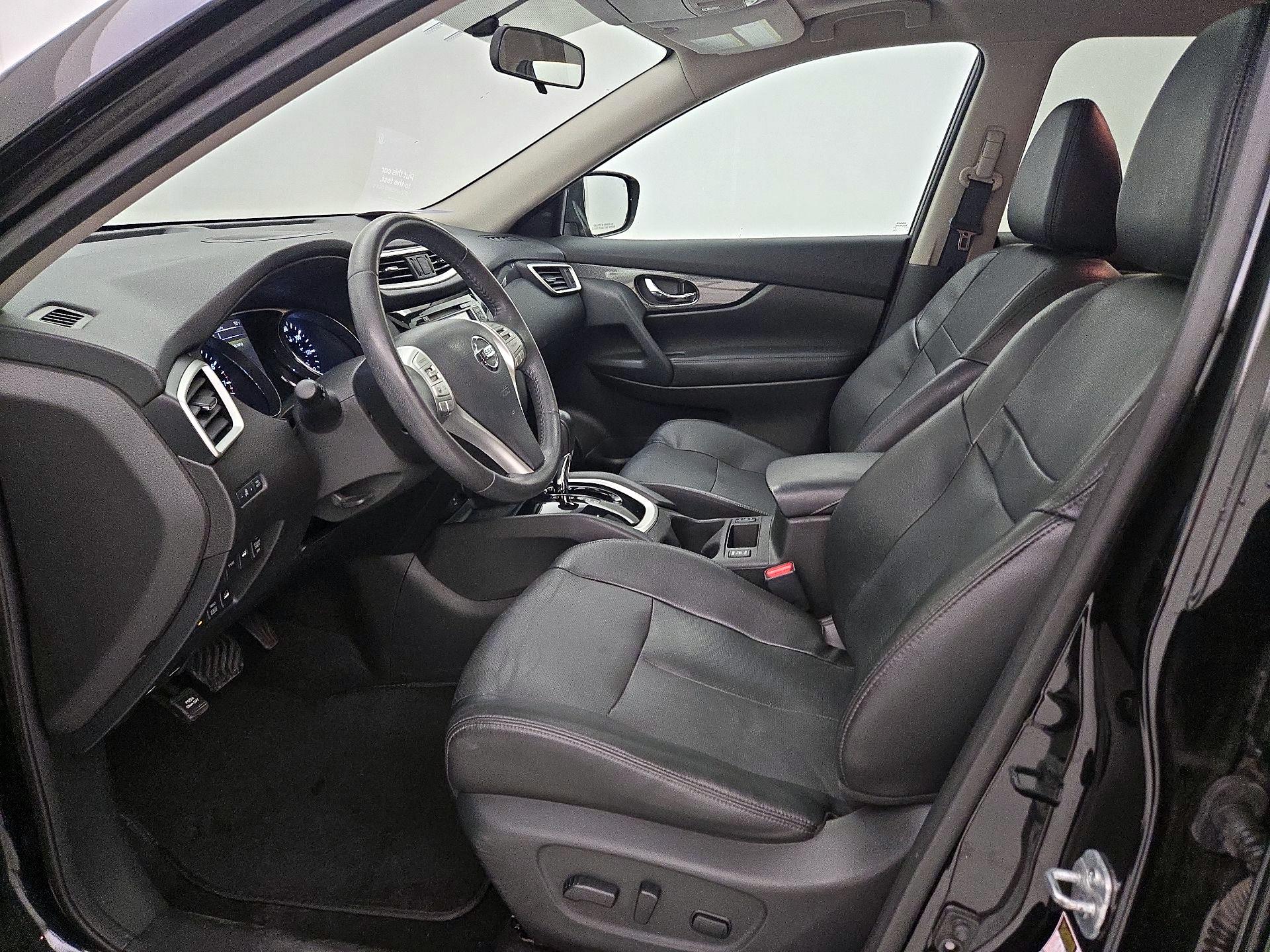 Thumbnail: 2016 Nissan Rogue - 11