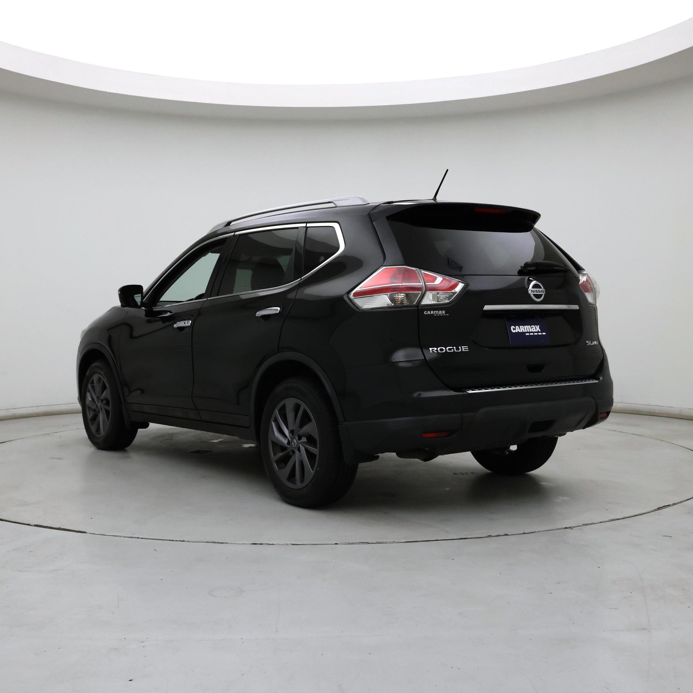 Thumbnail: 2016 Nissan Rogue - 2