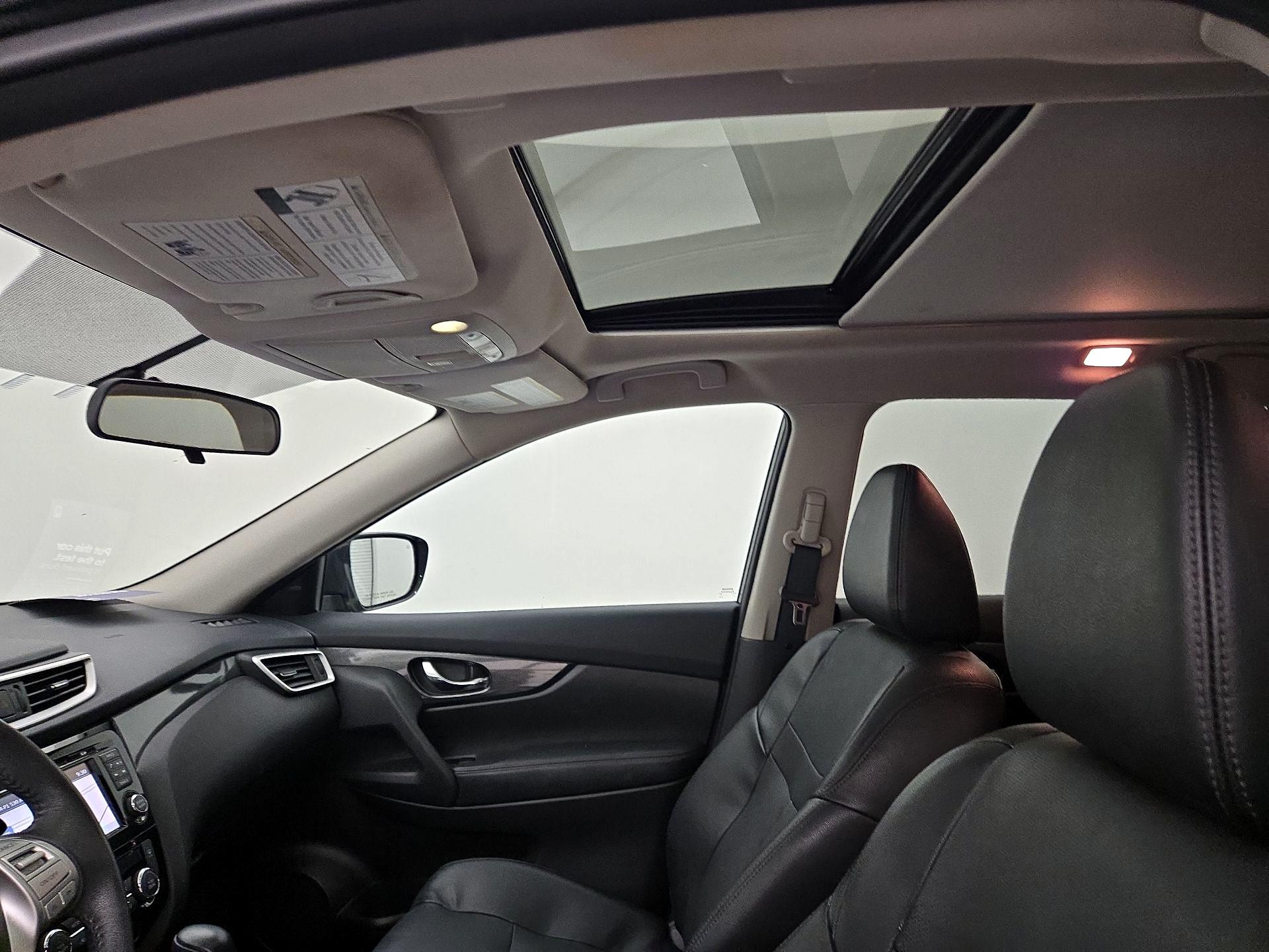 Thumbnail: 2016 Nissan Rogue - 20