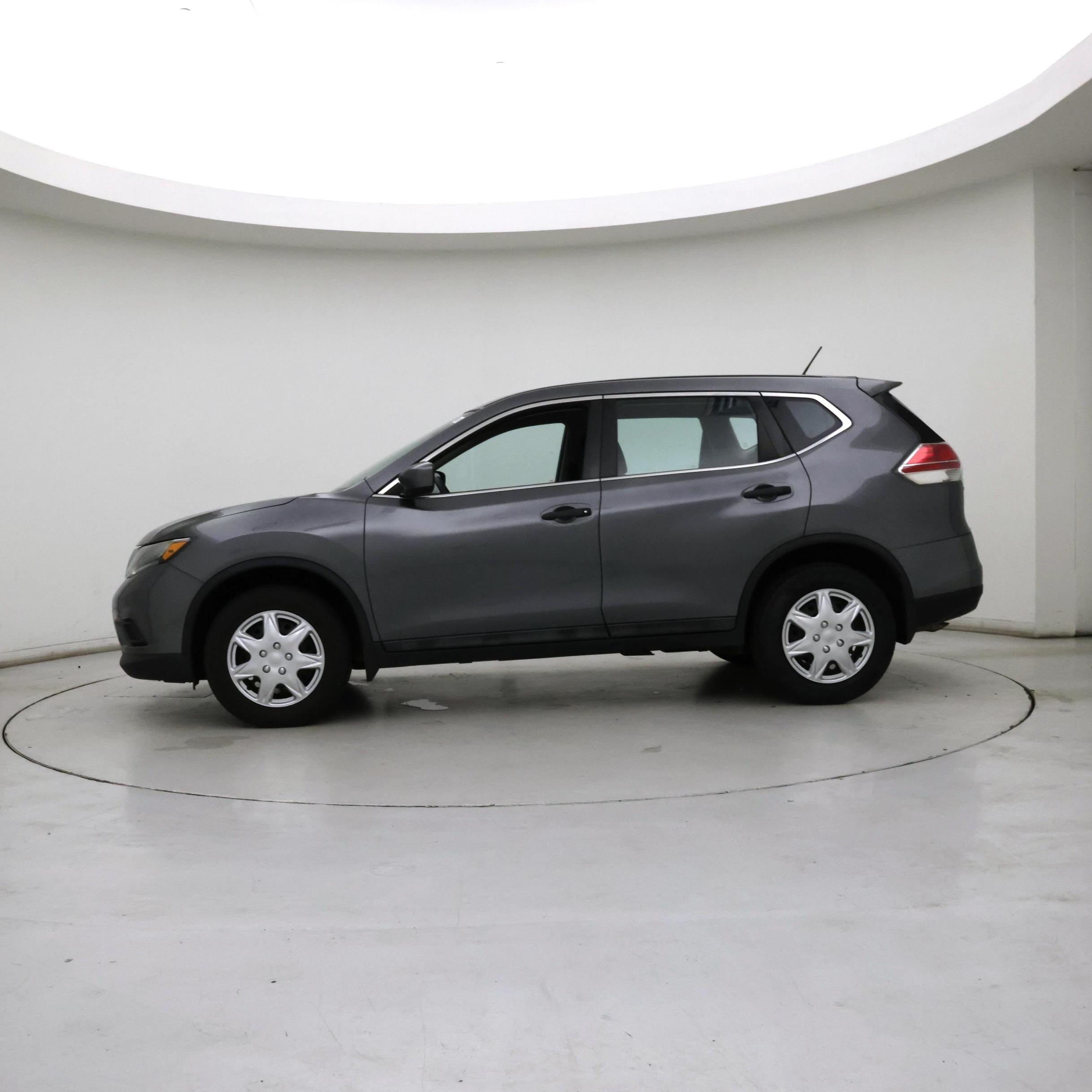 Thumbnail: 2016 Nissan Rogue - 3