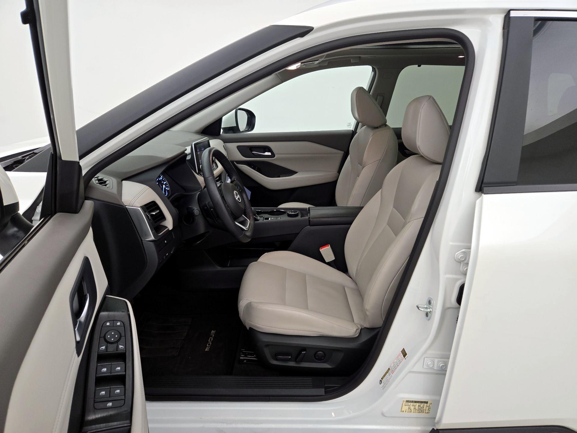 Thumbnail: 2023 Nissan Rogue - 11