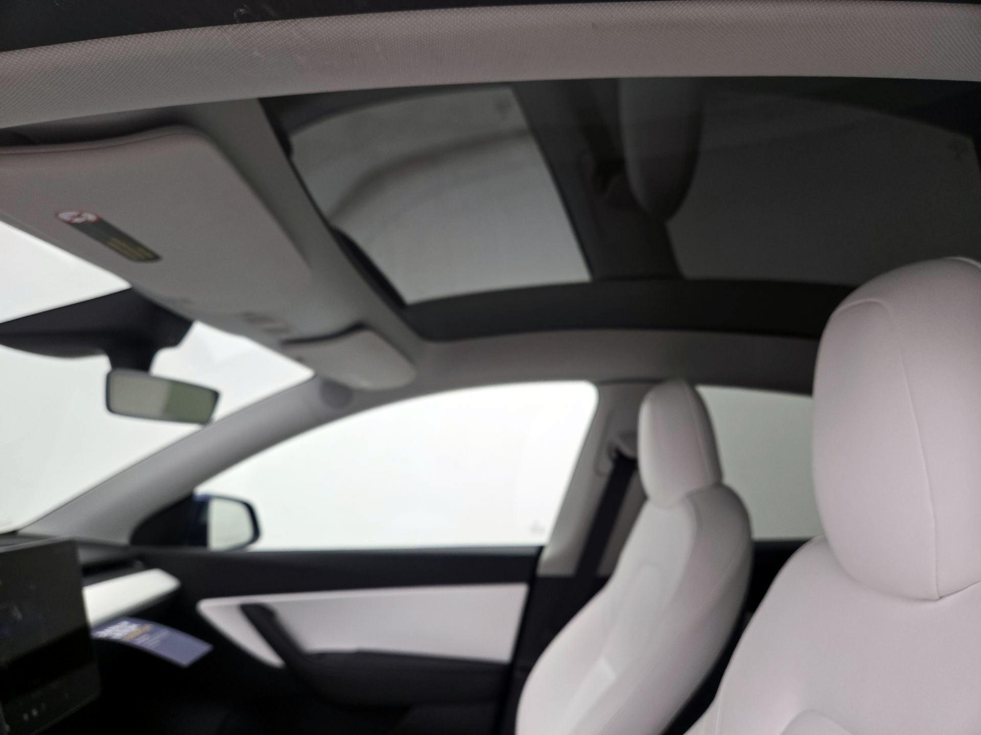 Thumbnail: 2022 Tesla Model Y - 18