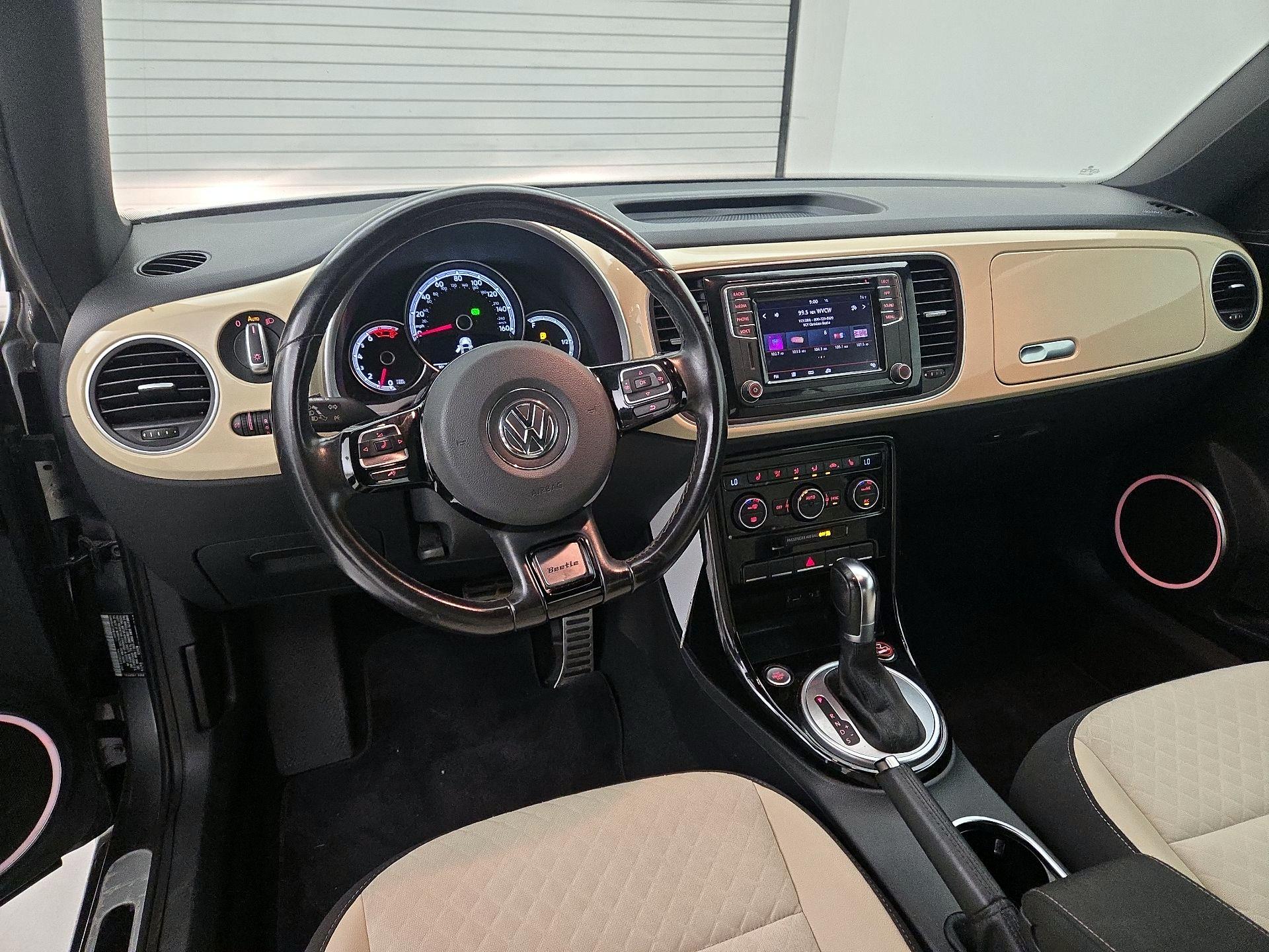 Thumbnail: 2019 Volkswagen Beetle - 9