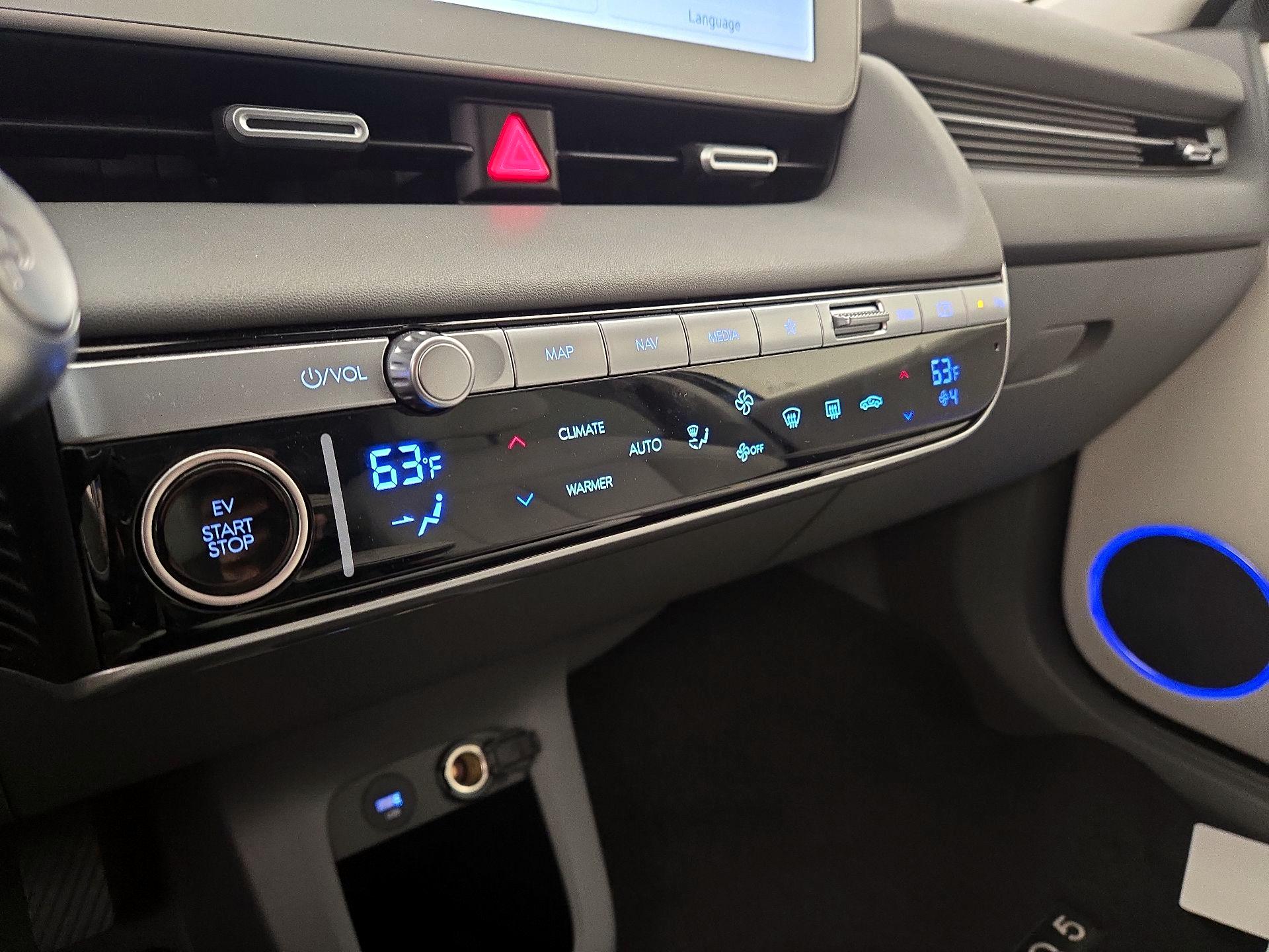 Thumbnail: 2023 Hyundai Ioniq 5 - 16
