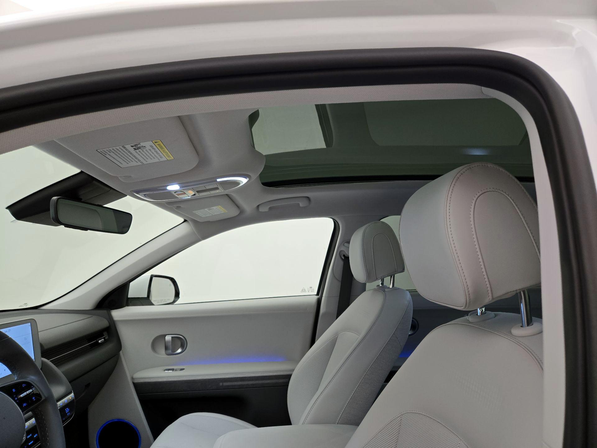 Thumbnail: 2023 Hyundai Ioniq 5 - 19