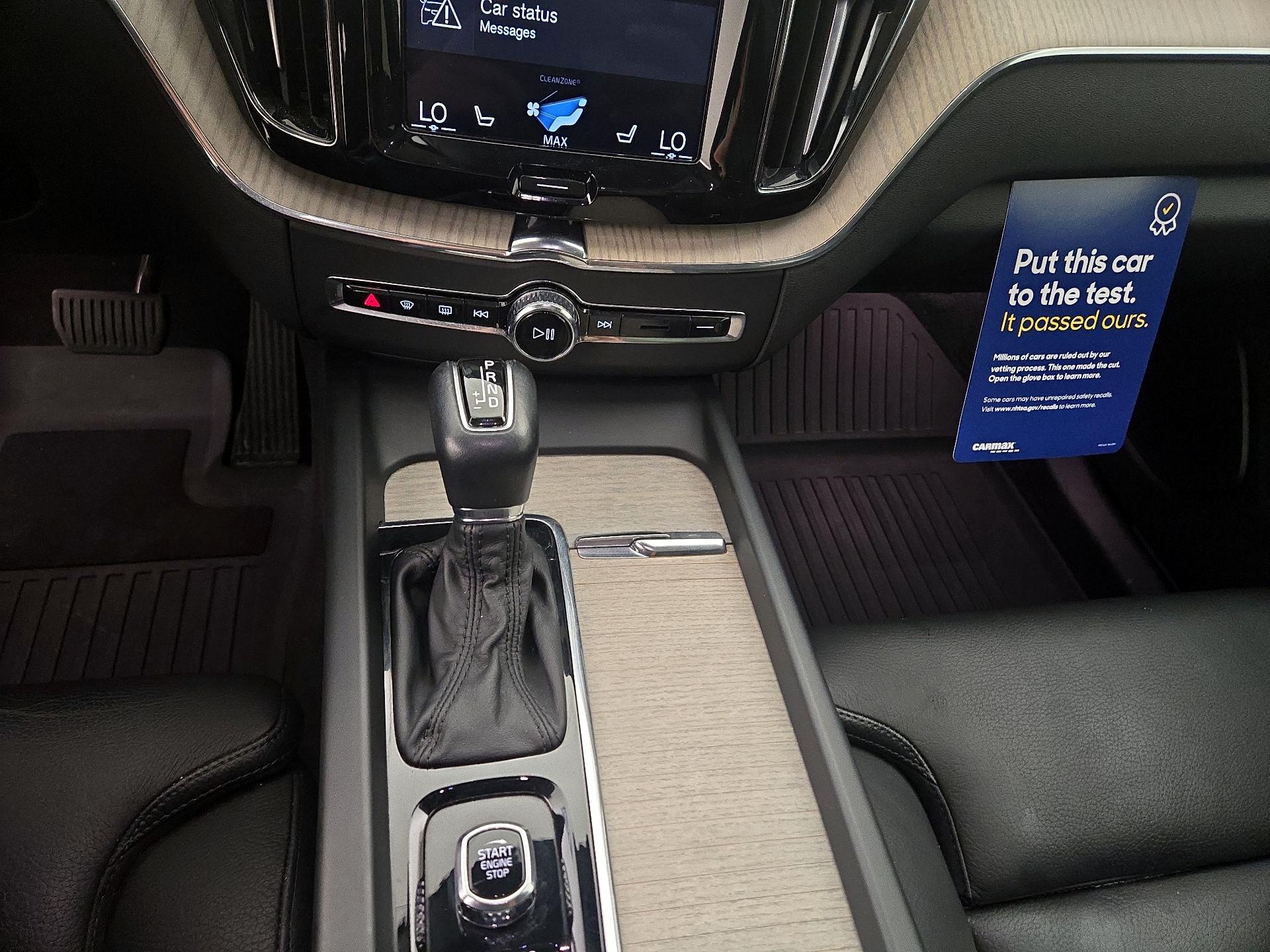 Thumbnail: 2020 Volvo XC60 - 18