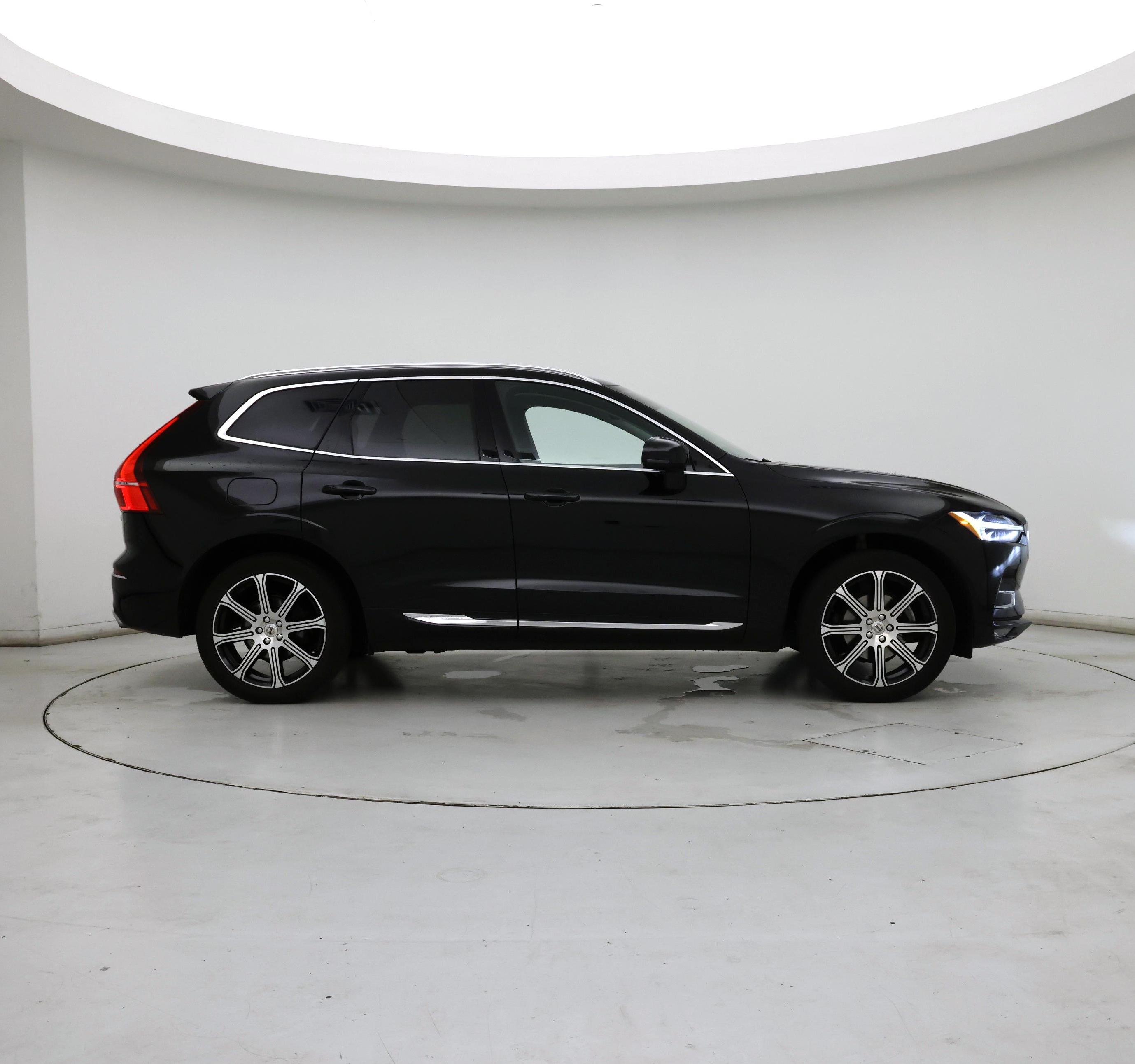 Thumbnail: 2020 Volvo XC60 - 7