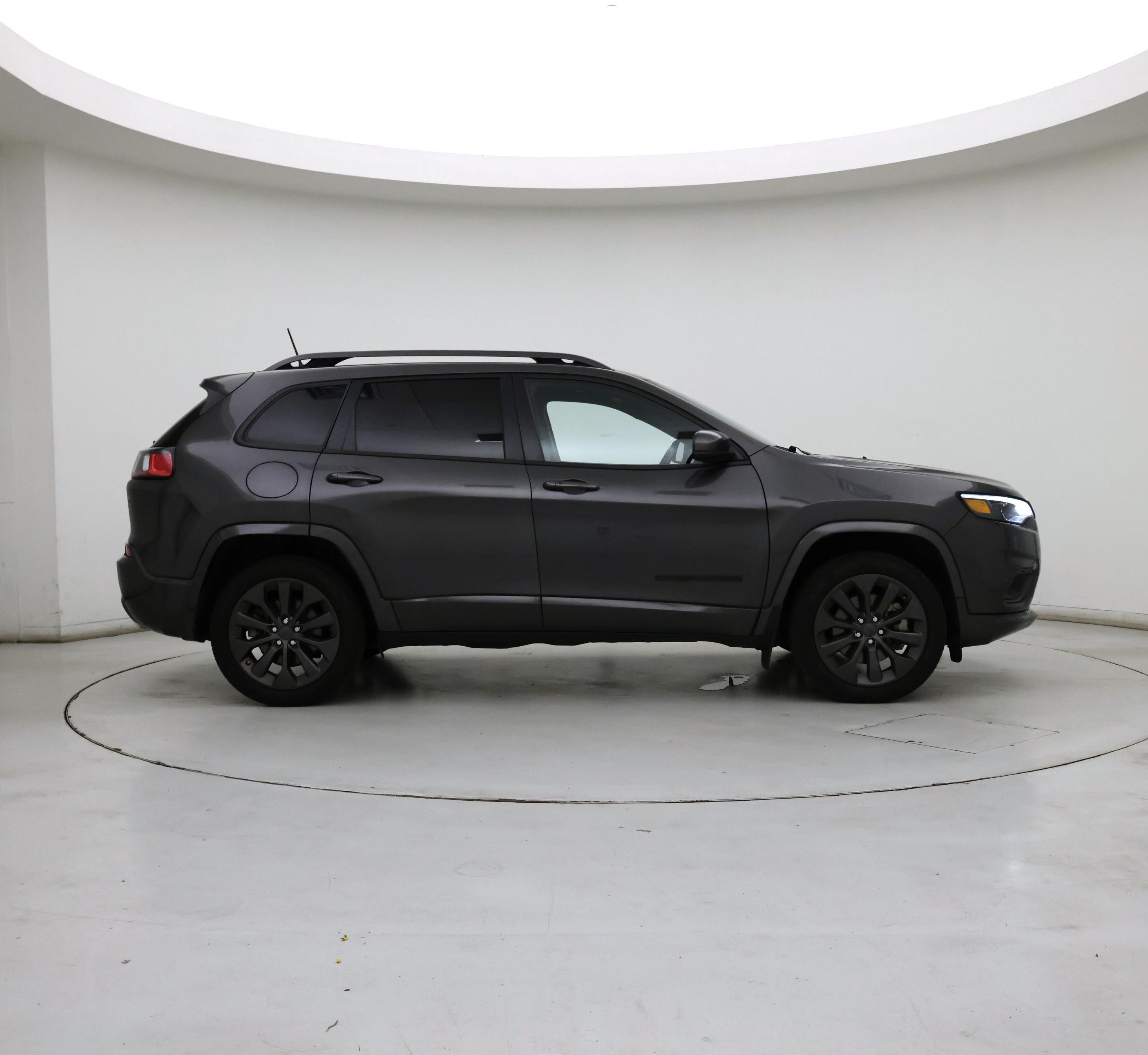 Thumbnail: 2021 Jeep Cherokee - 7