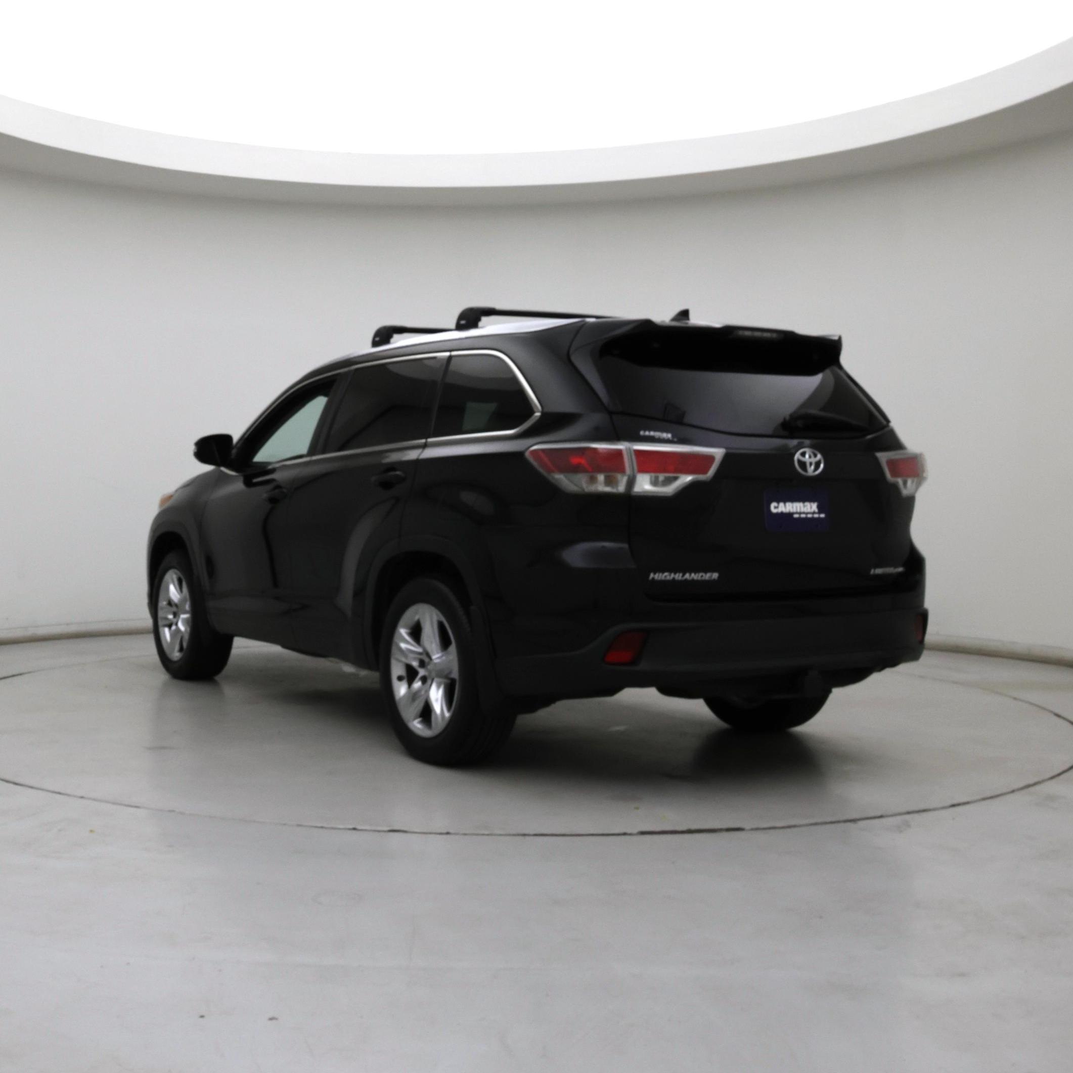 Thumbnail: 2015 Toyota Highlander - 2