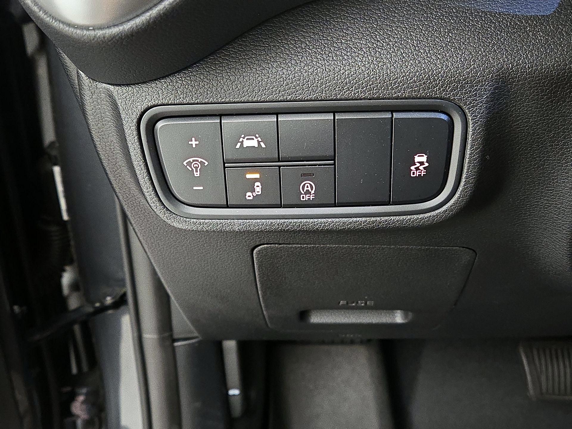 Thumbnail: 2021 Kia Soul - 13
