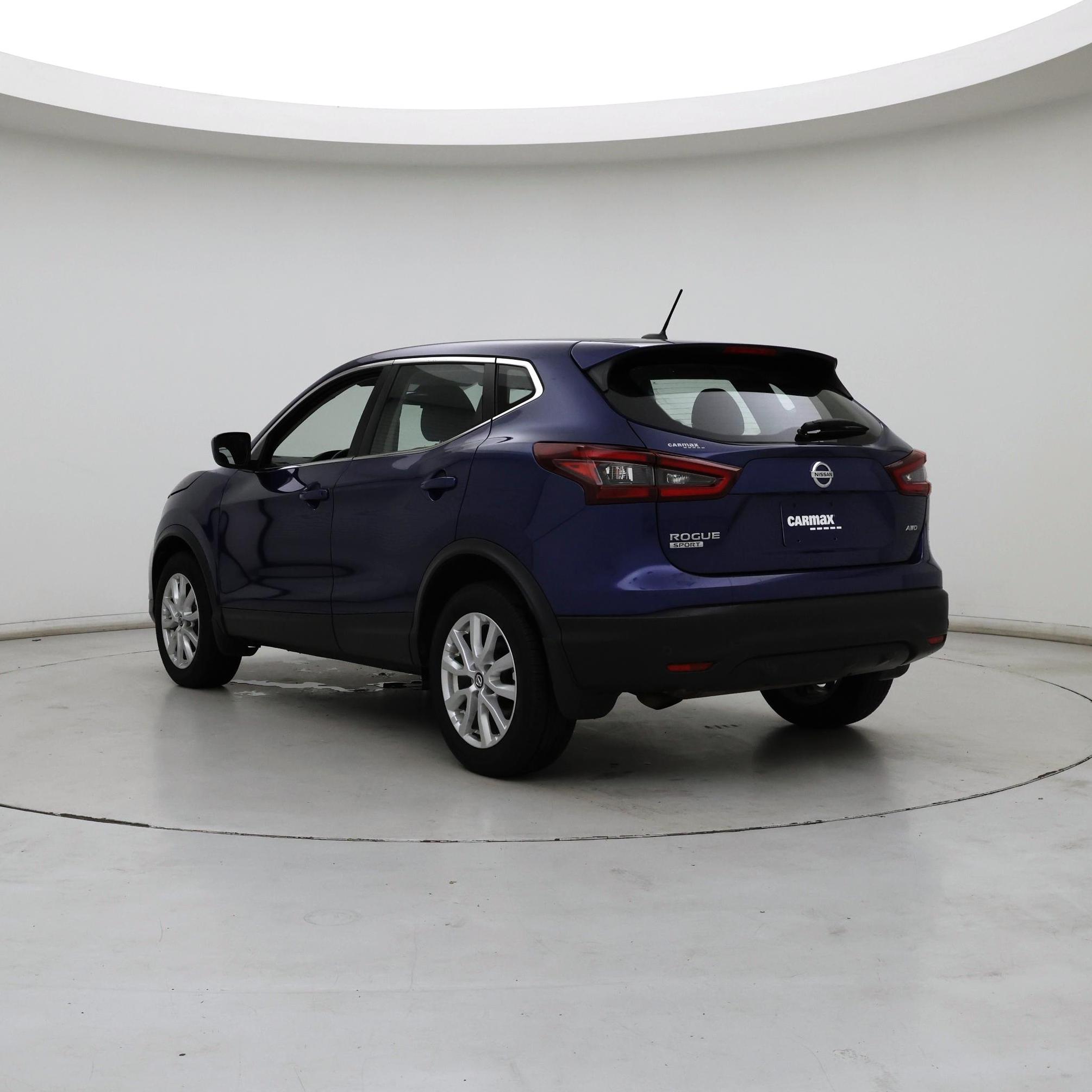 Thumbnail: 2022 Nissan Rogue Sport - 2