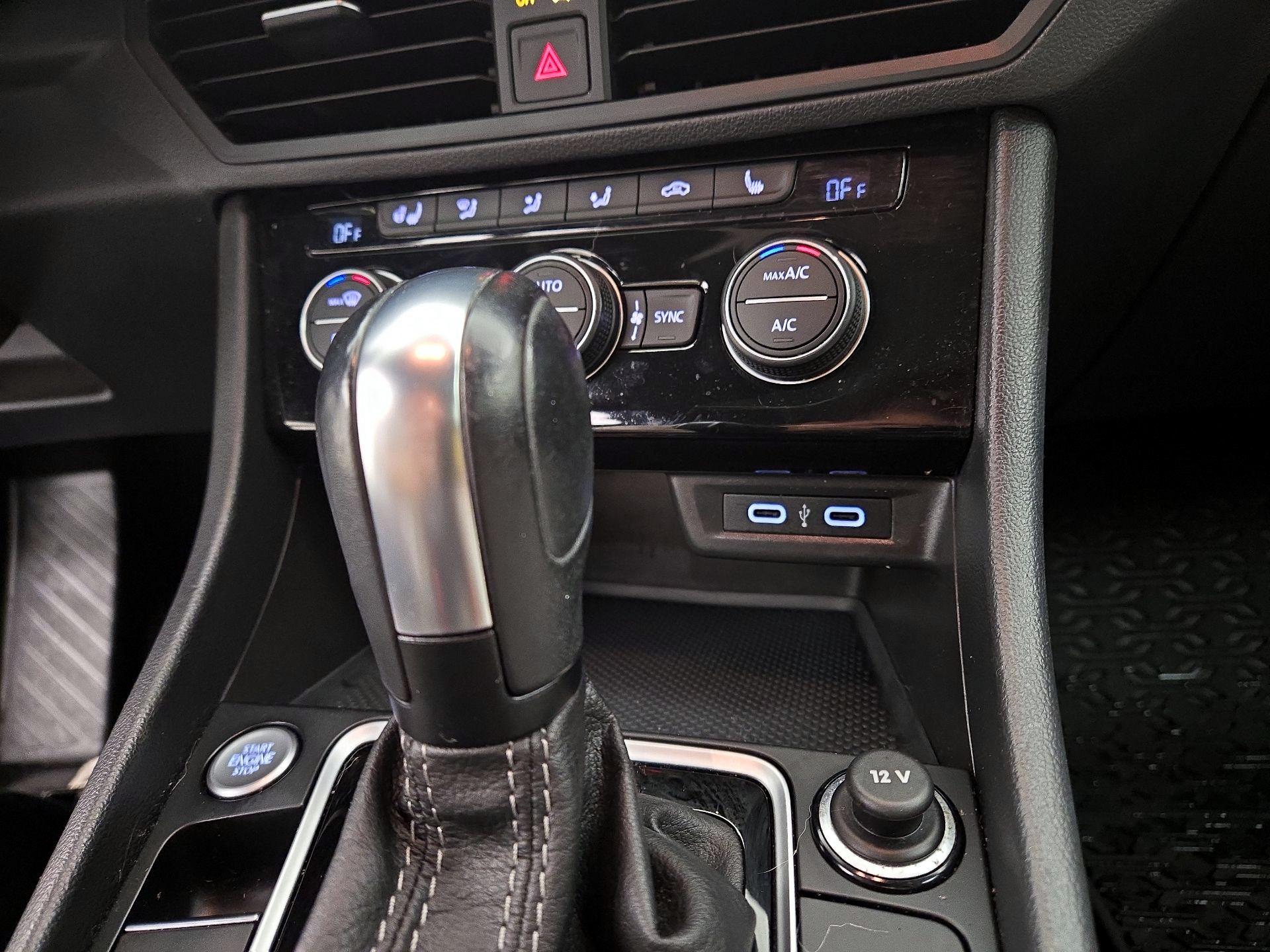 Thumbnail: 2020 Volkswagen Jetta - 18
