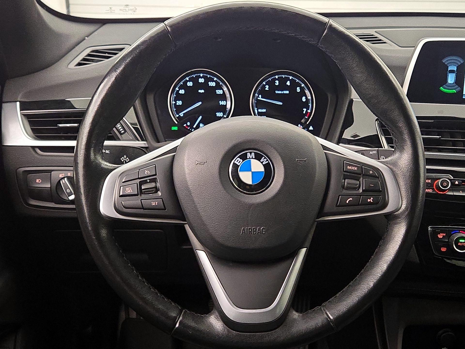 Thumbnail: 2019 BMW X1 - 10