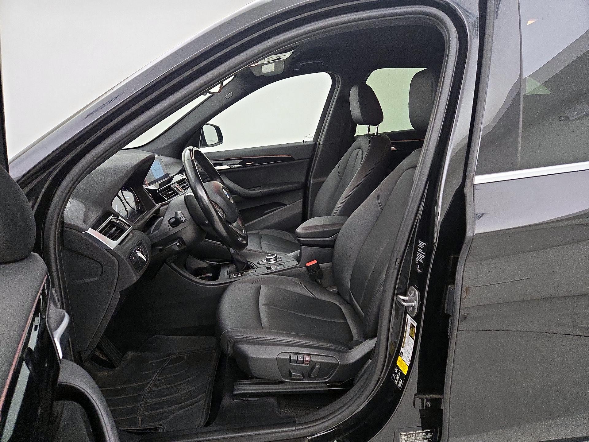 Thumbnail: 2019 BMW X1 - 11