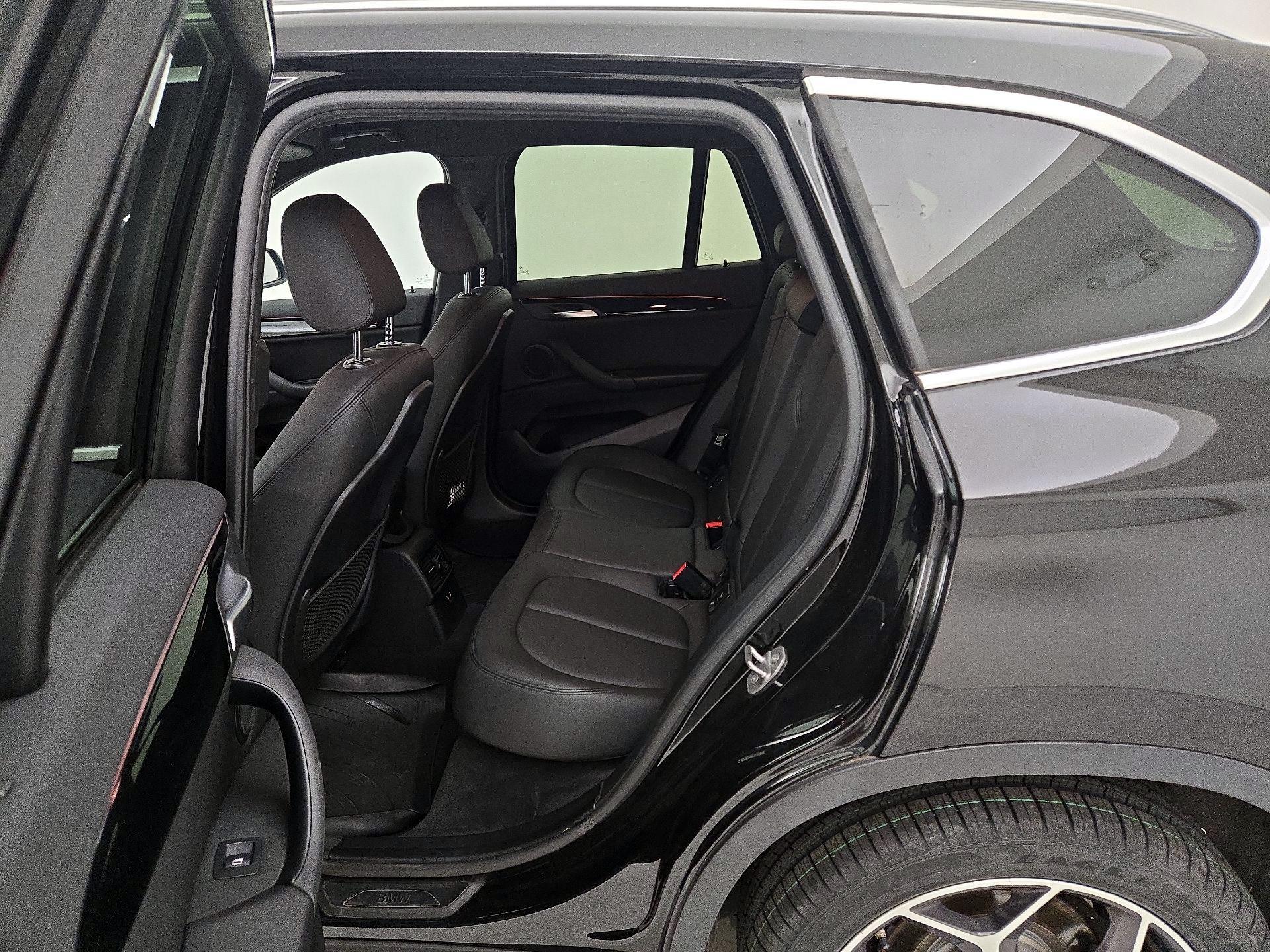 Thumbnail: 2019 BMW X1 - 17