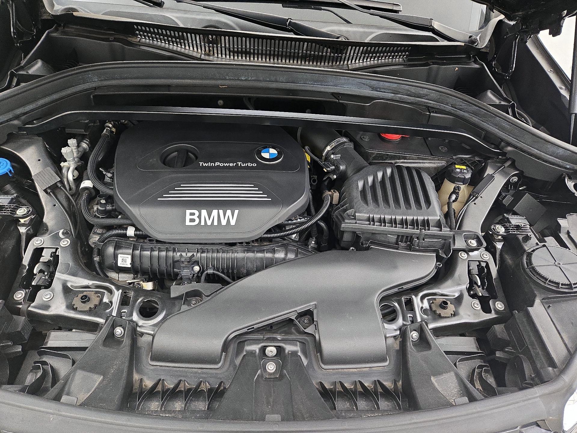 Thumbnail: 2019 BMW X1 - 19