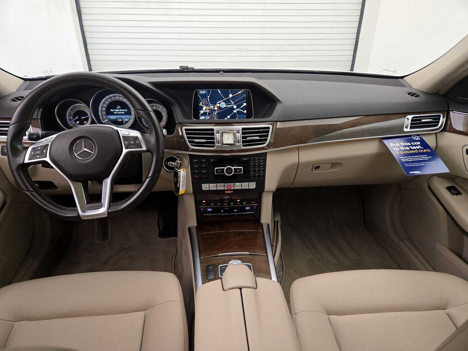 Thumbnail: 2014 Mercedes-Benz E-Class - 9