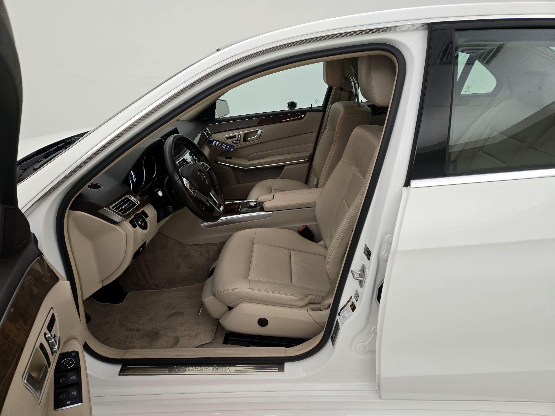 Thumbnail: 2014 Mercedes-Benz E-Class - 11