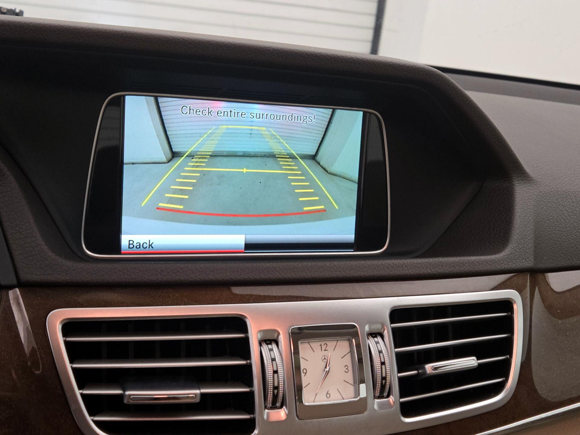 Thumbnail: 2014 Mercedes-Benz E-Class - 15