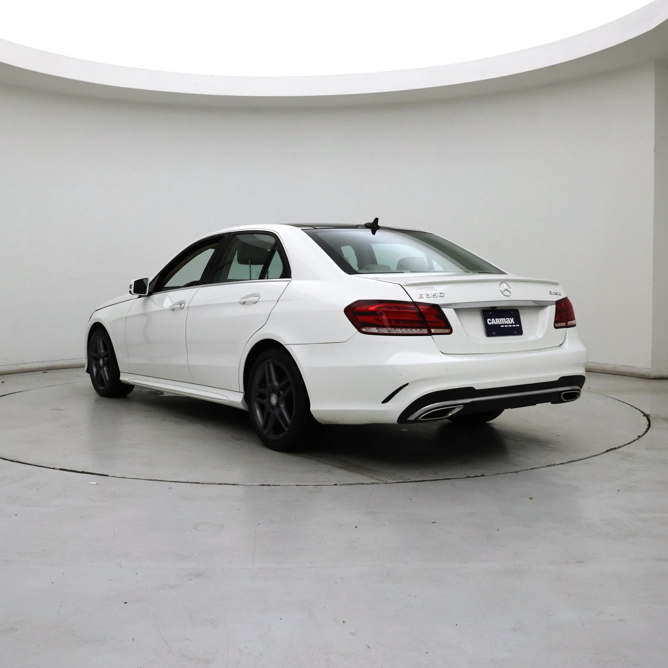Thumbnail: 2014 Mercedes-Benz E-Class - 2