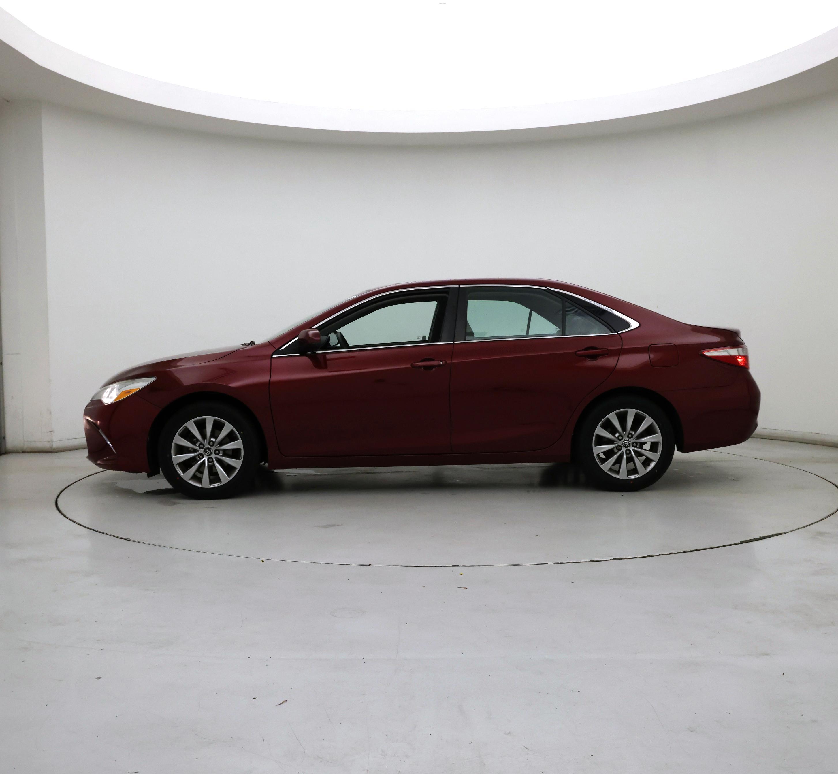 Thumbnail: 2015 Toyota Camry - 3