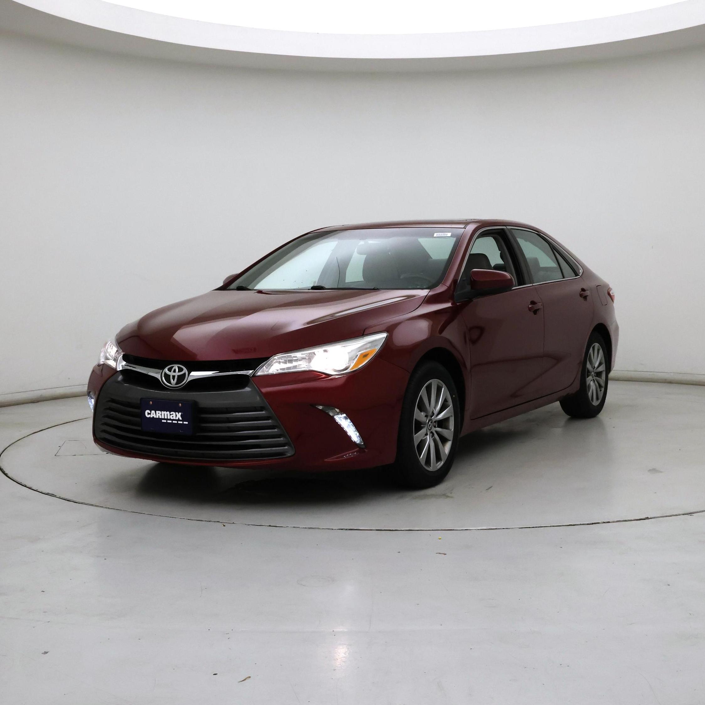 Thumbnail: 2015 Toyota Camry - 4