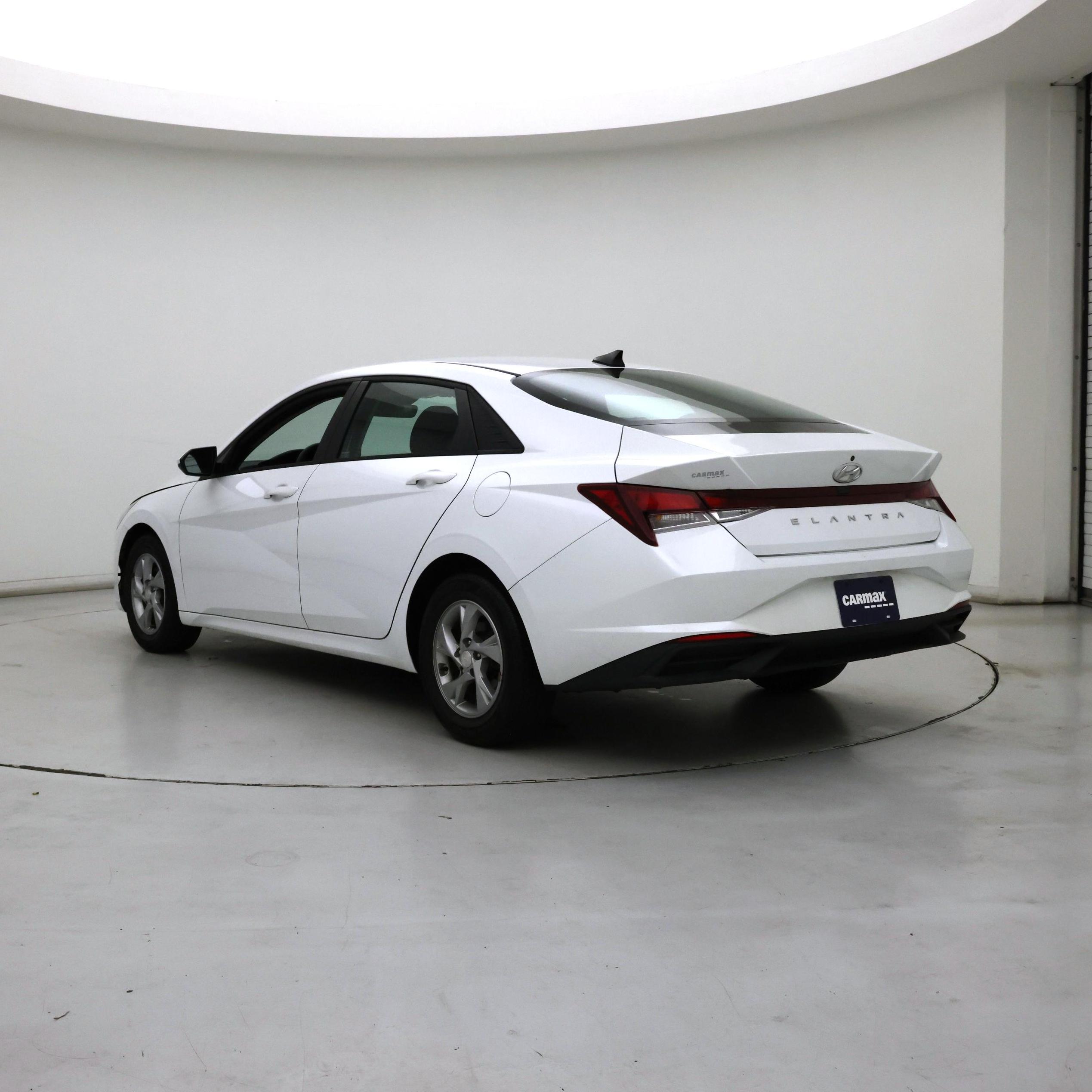 Thumbnail: 2021 Hyundai Elantra - 2
