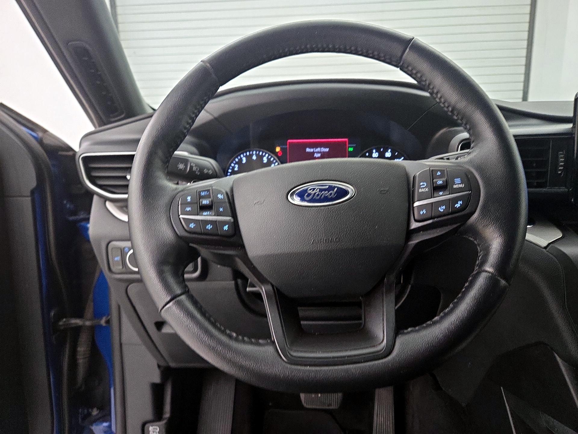 Thumbnail: 2020 Ford Explorer - 10