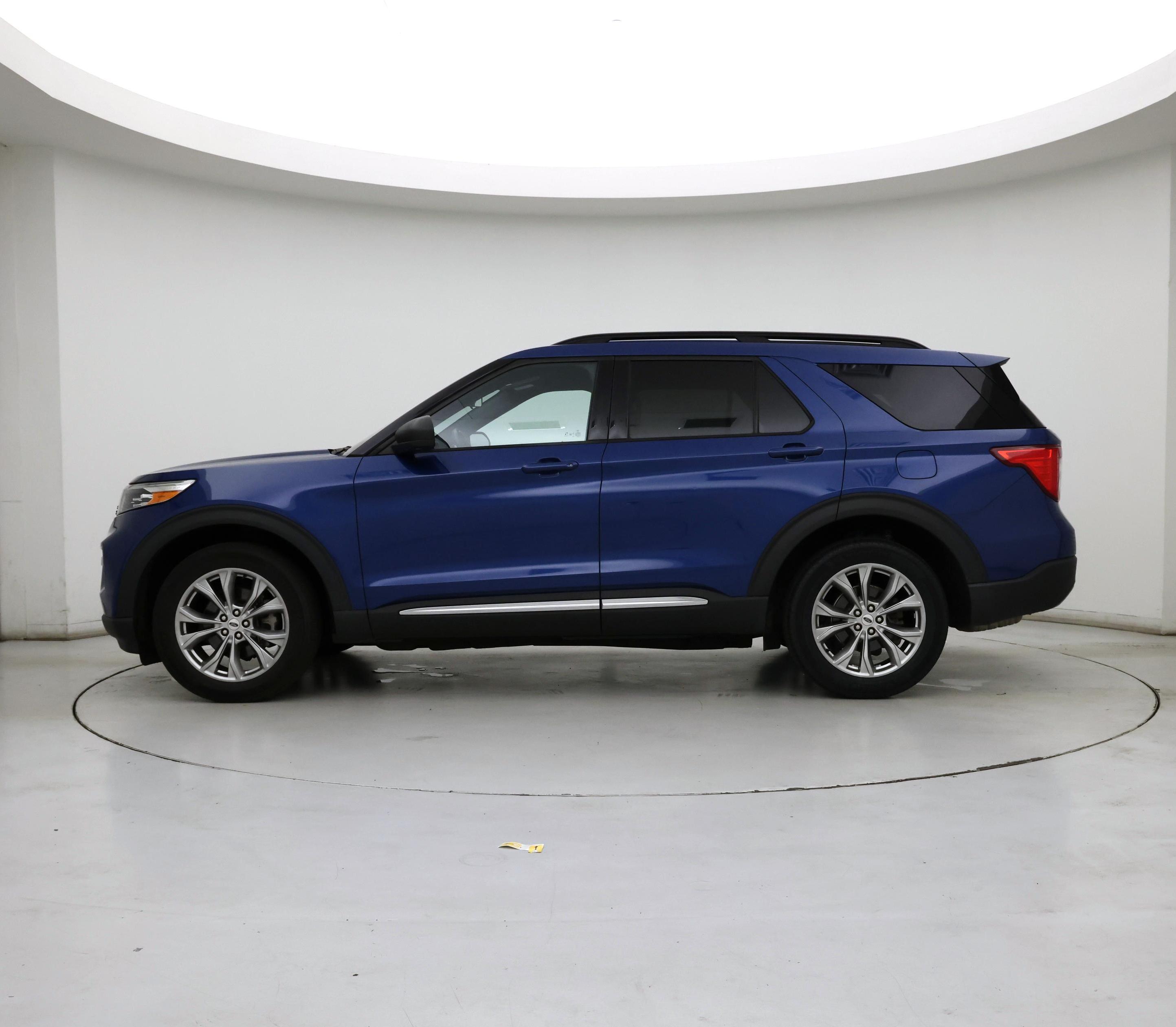 Thumbnail: 2020 Ford Explorer - 3
