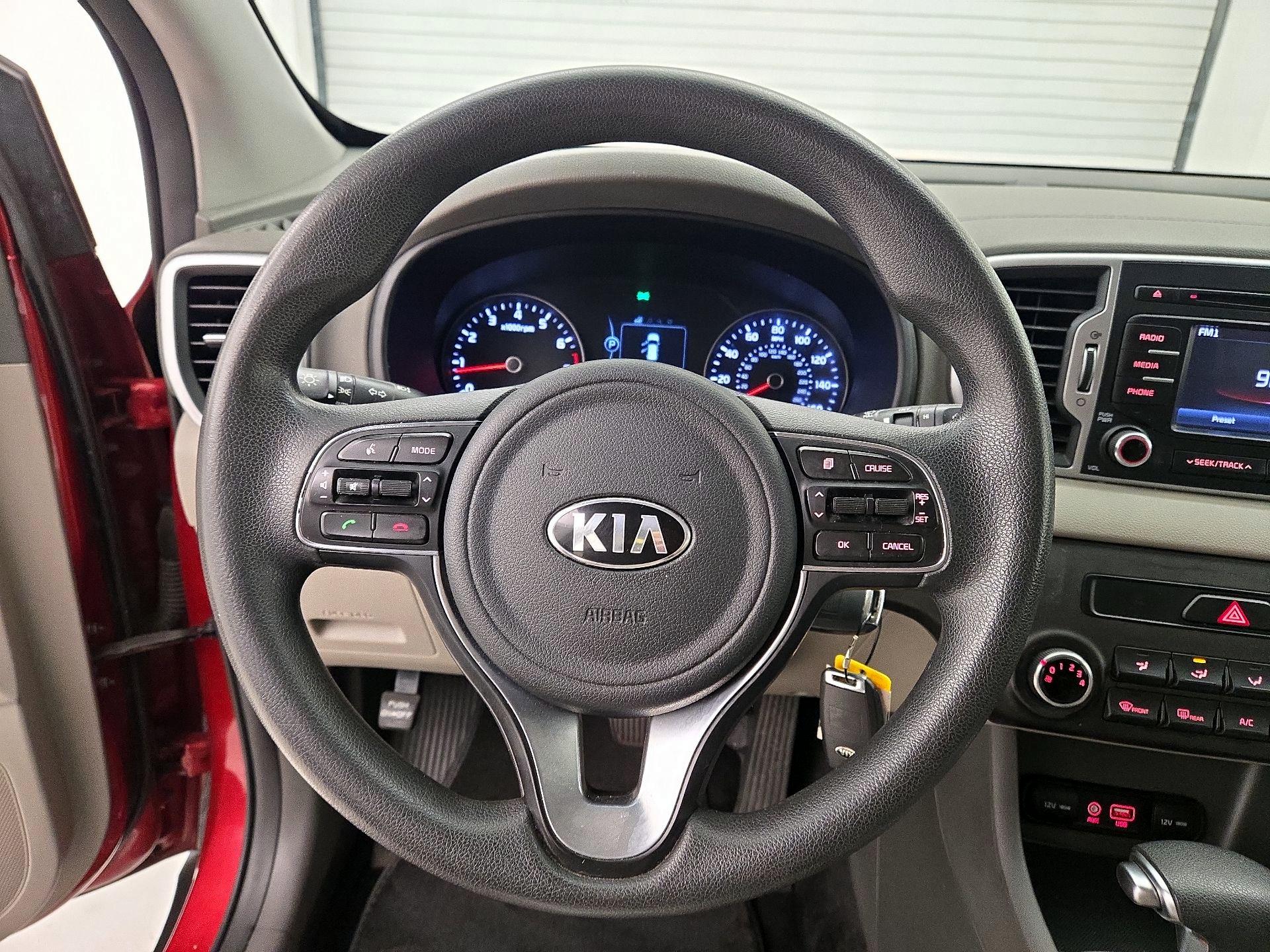 Thumbnail: 2017 Kia Sportage - 10