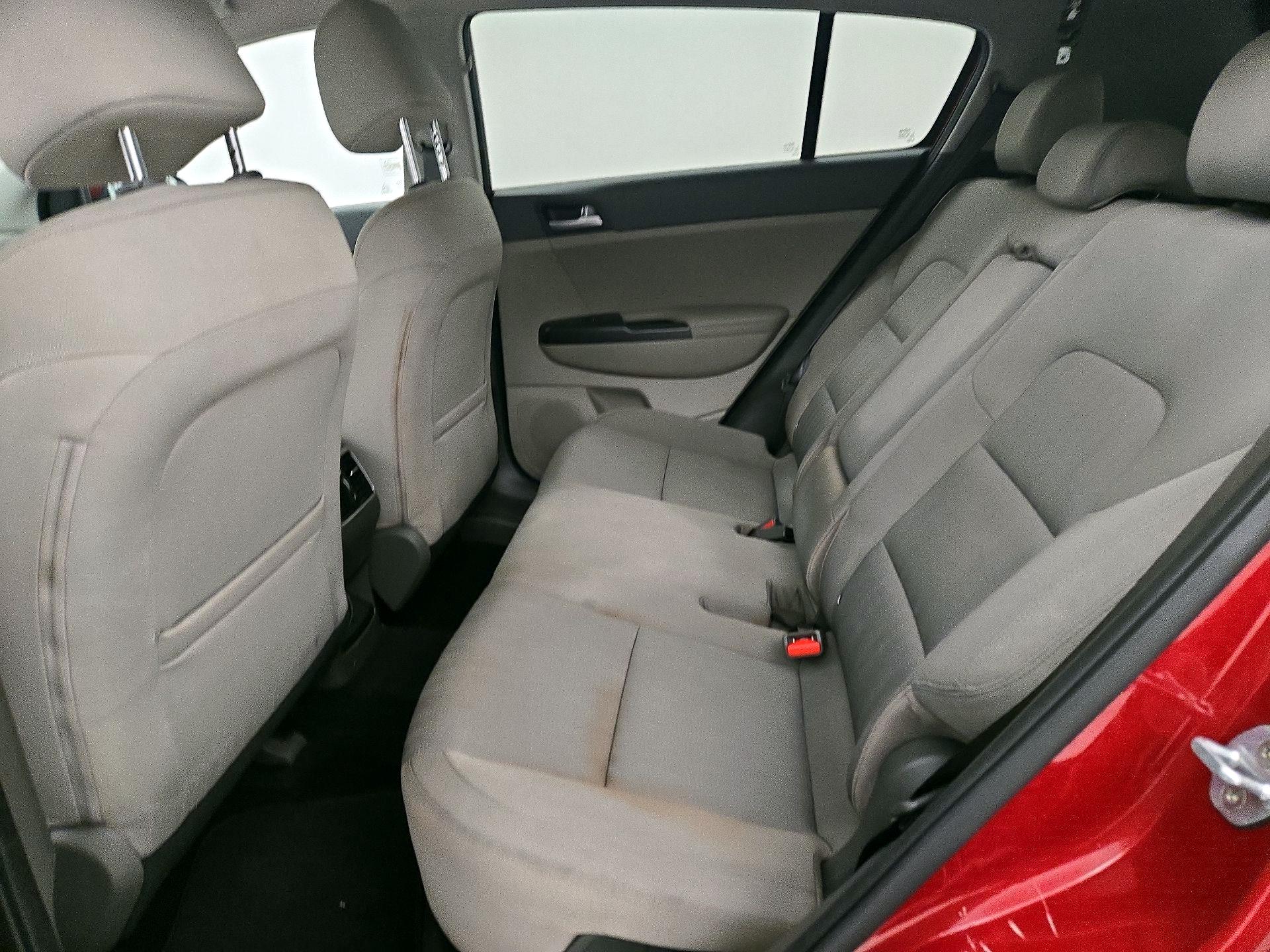 Thumbnail: 2017 Kia Sportage - 19