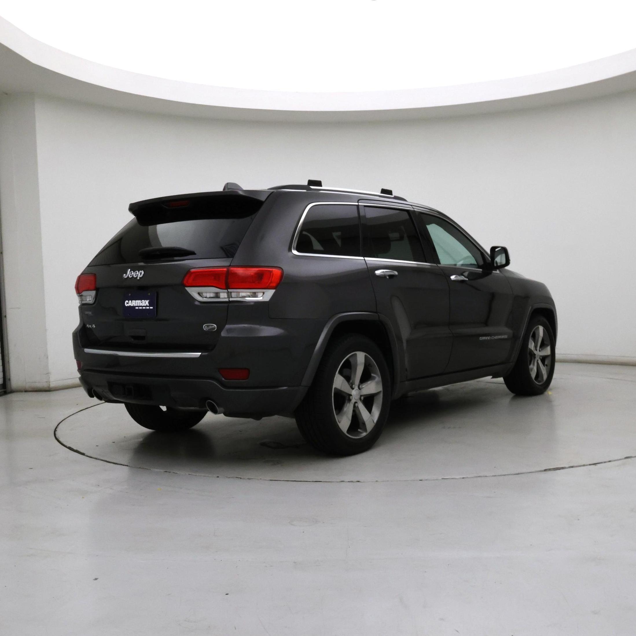 Thumbnail: 2015 Jeep Grand Cherokee - 8
