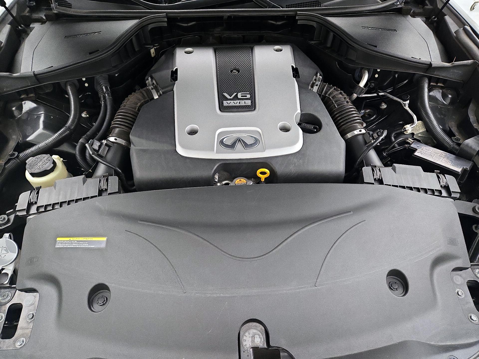 Thumbnail: 2019 INFINITI Q70 - 19