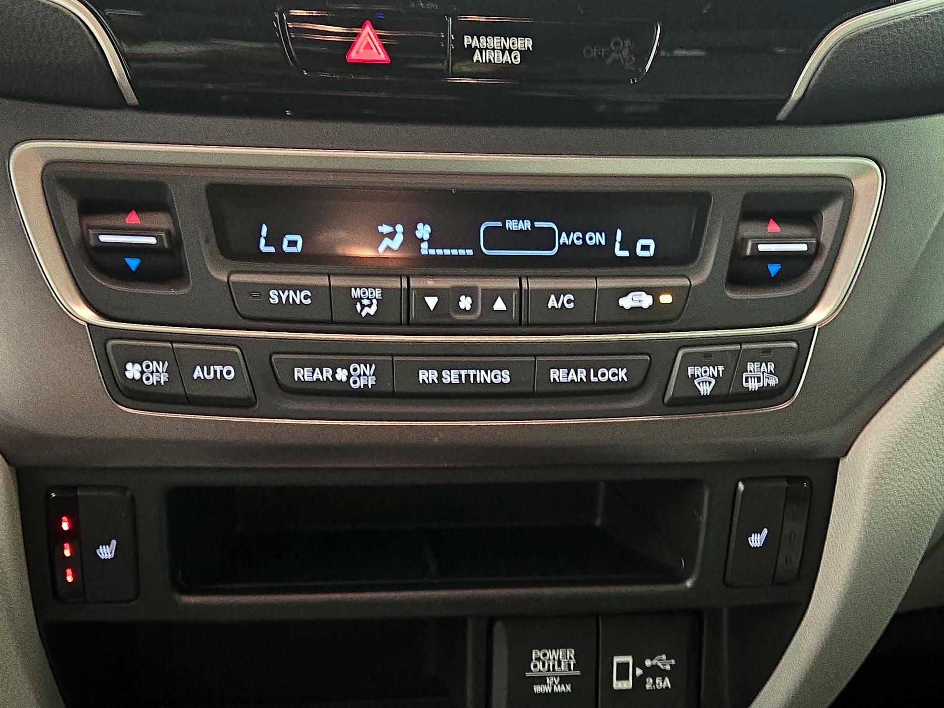 Thumbnail: 2020 Honda Pilot - 16