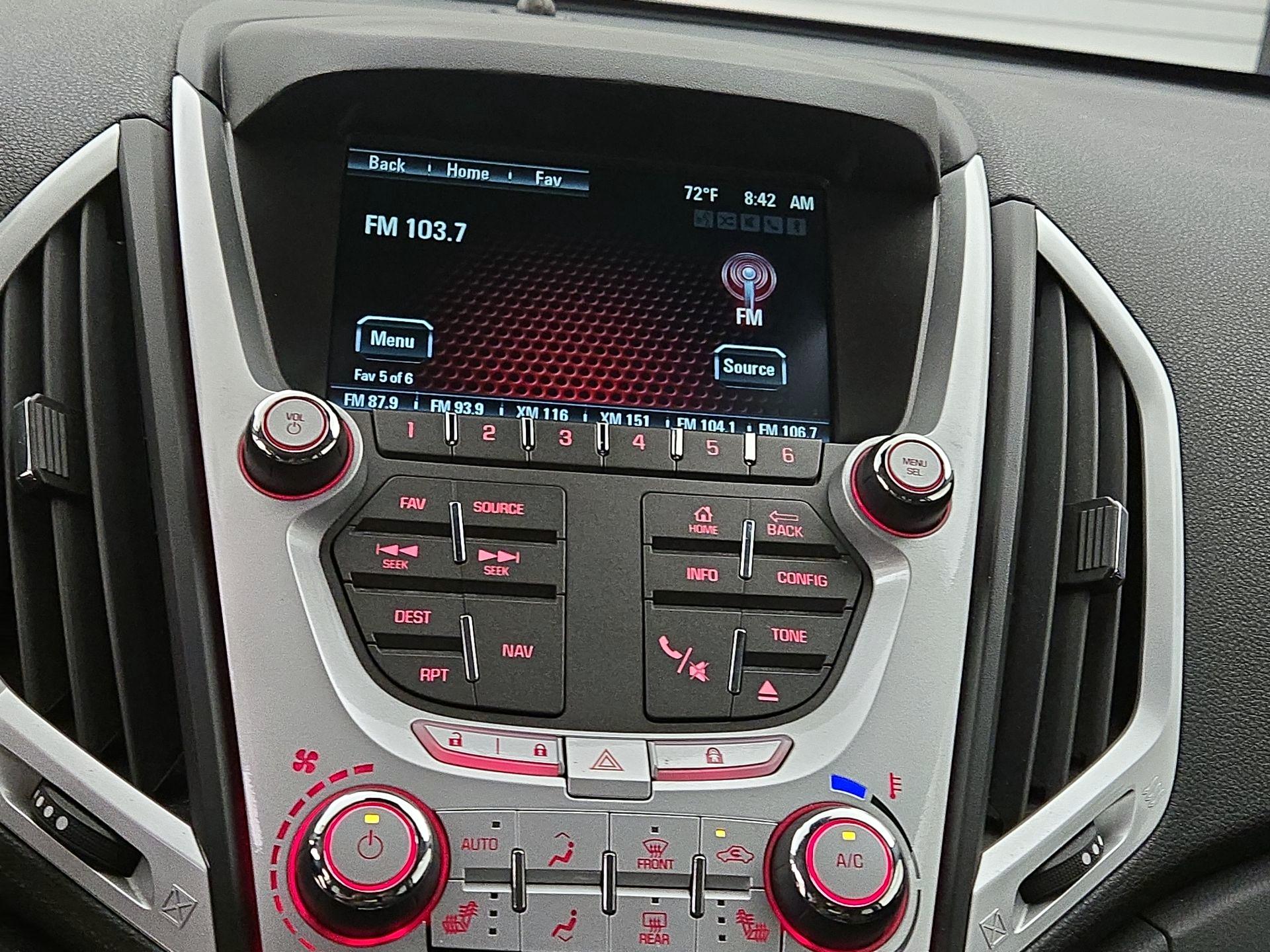 Thumbnail: 2015 GMC Terrain - 14