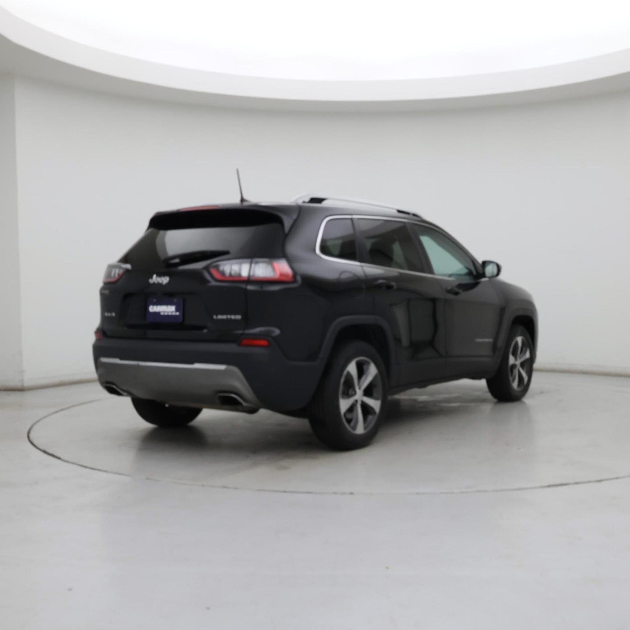 Thumbnail: 2019 Jeep Cherokee - 8