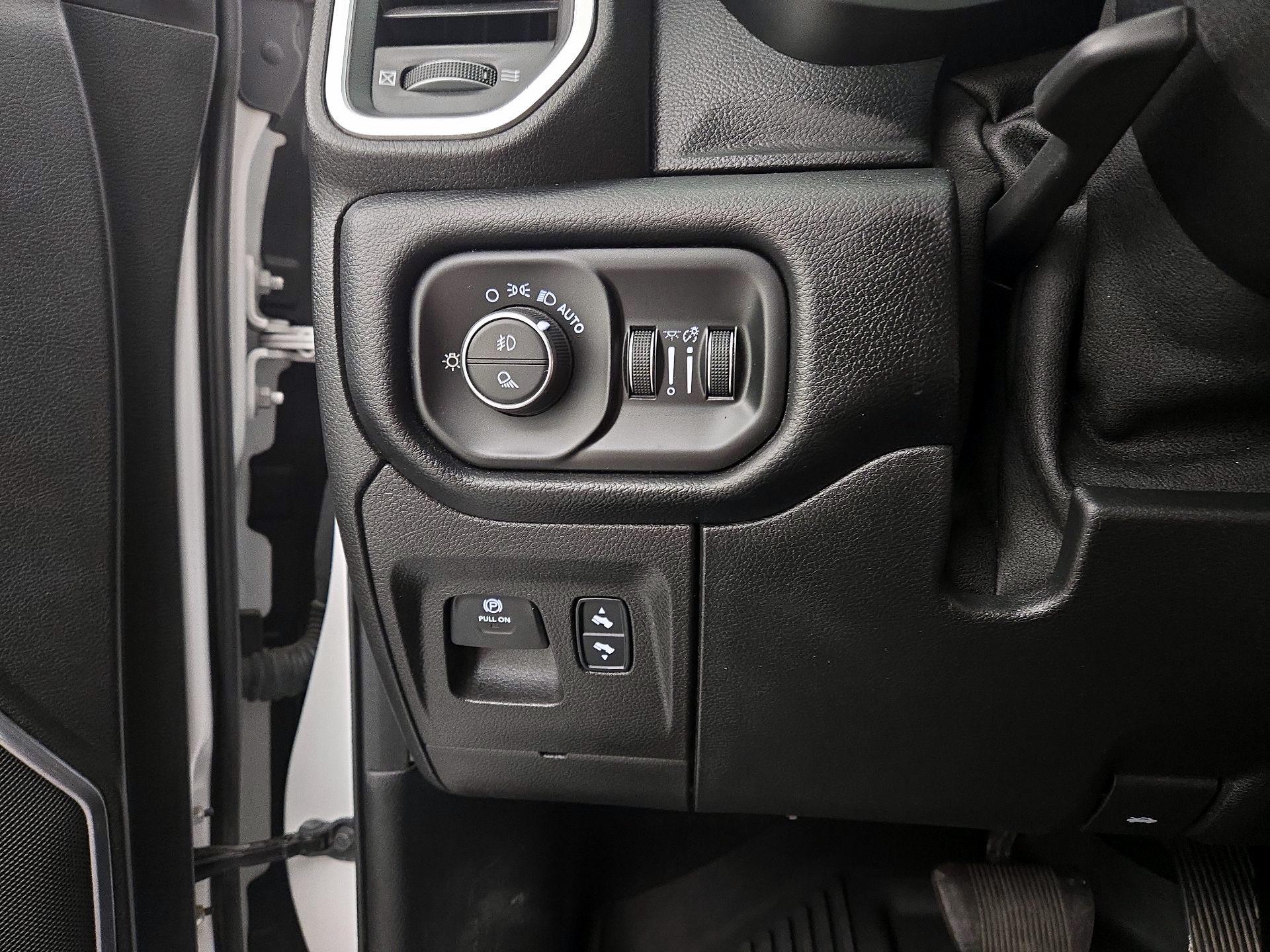 Thumbnail: 2021 RAM 1500 - 13