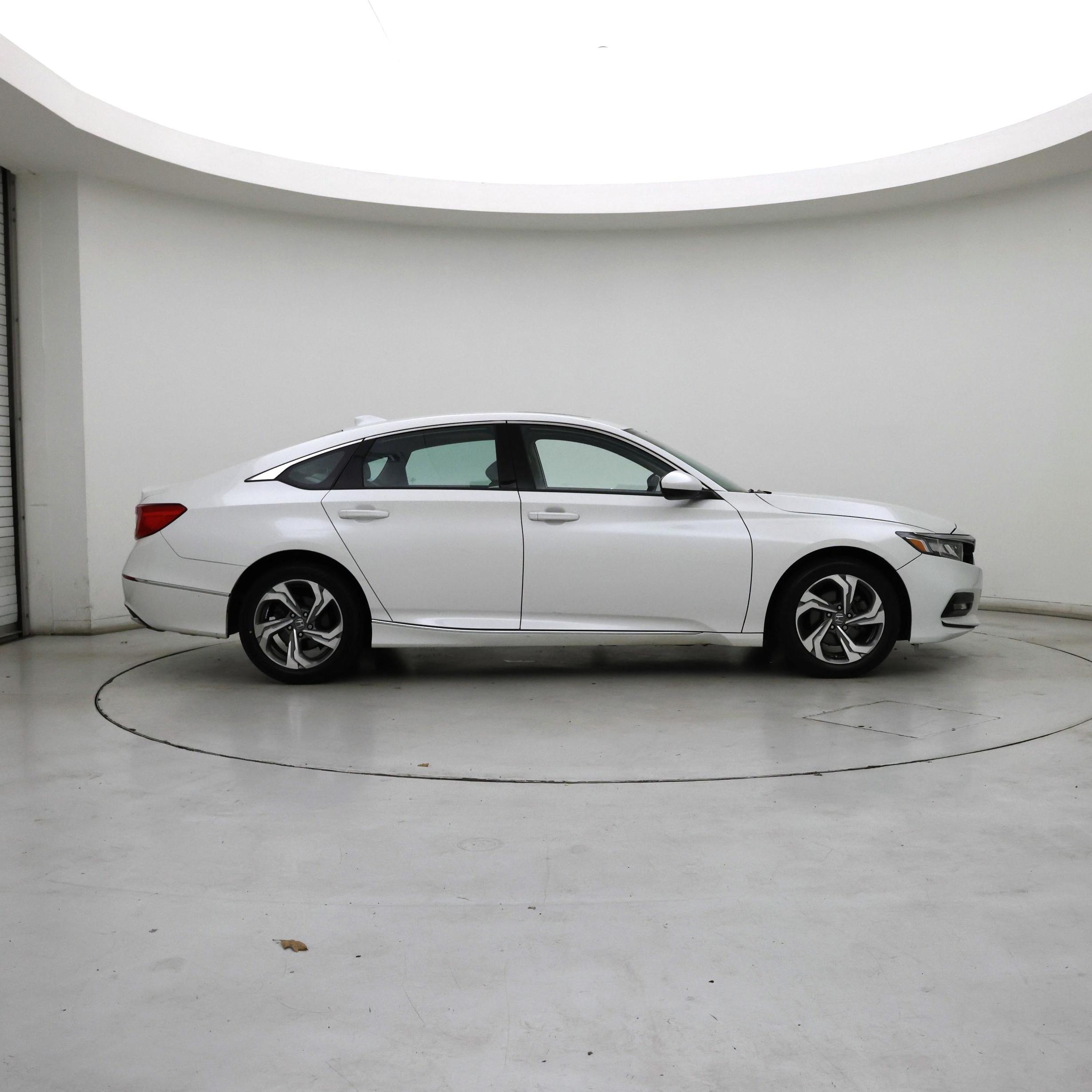 Thumbnail: 2019 Honda Accord - 7