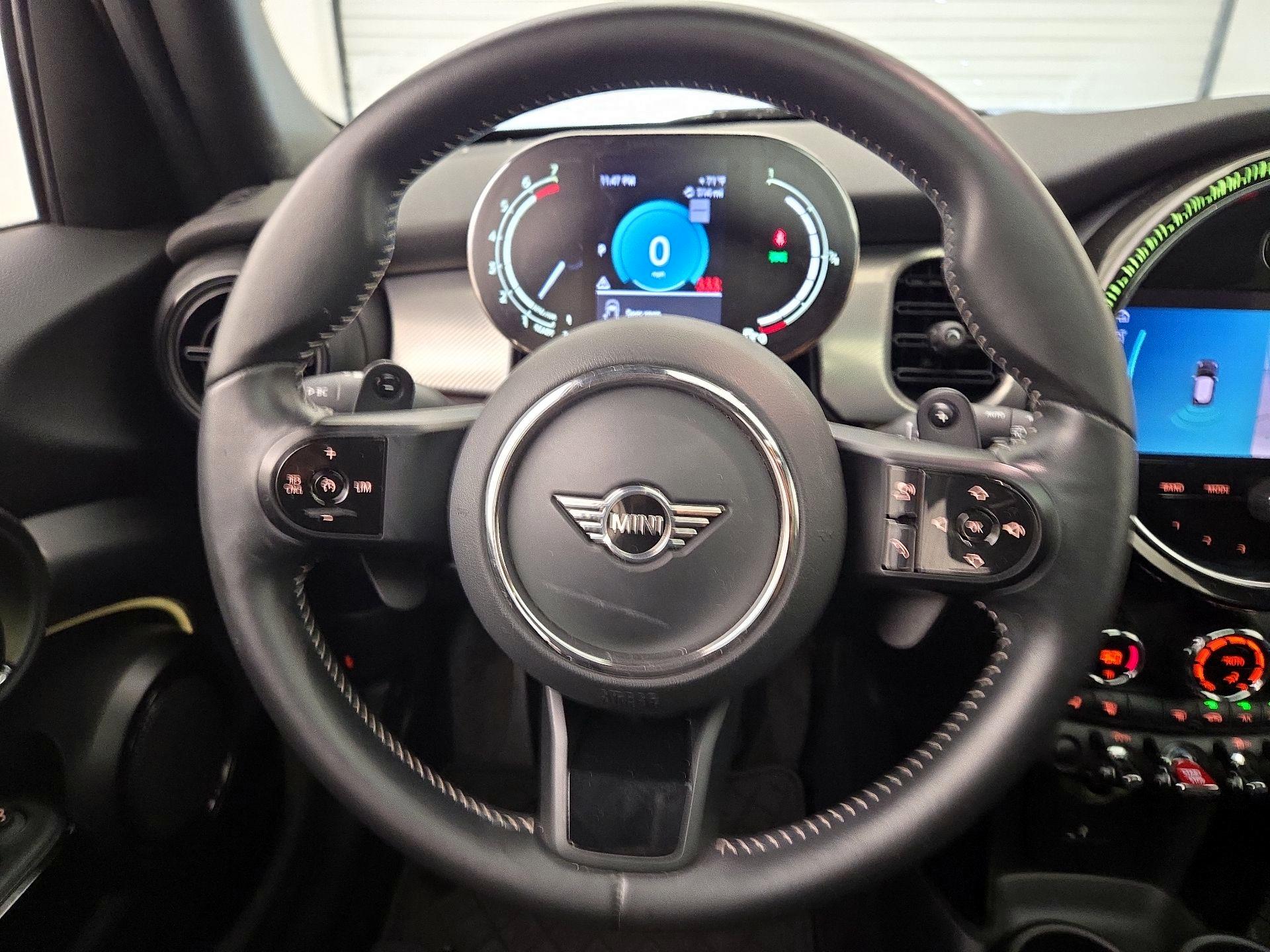 Thumbnail: 2022 MINI Cooper Hardtop - 10