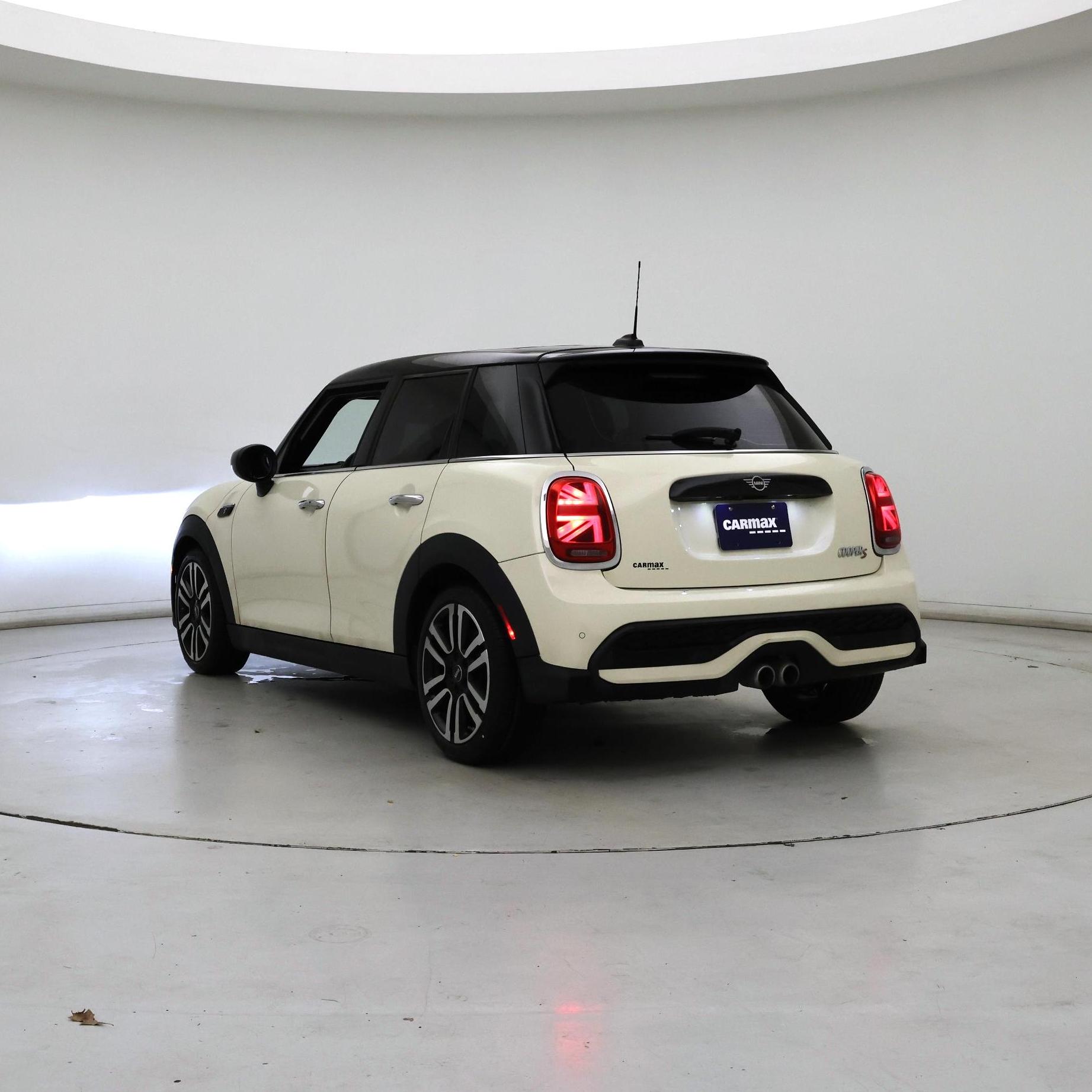 Thumbnail: 2022 MINI Cooper Hardtop - 2