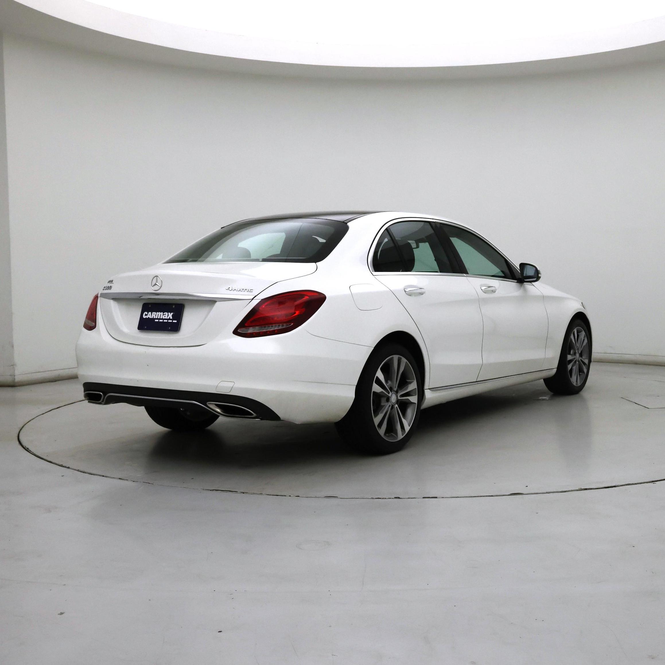 Thumbnail: 2017 Mercedes-Benz C-Class - 8