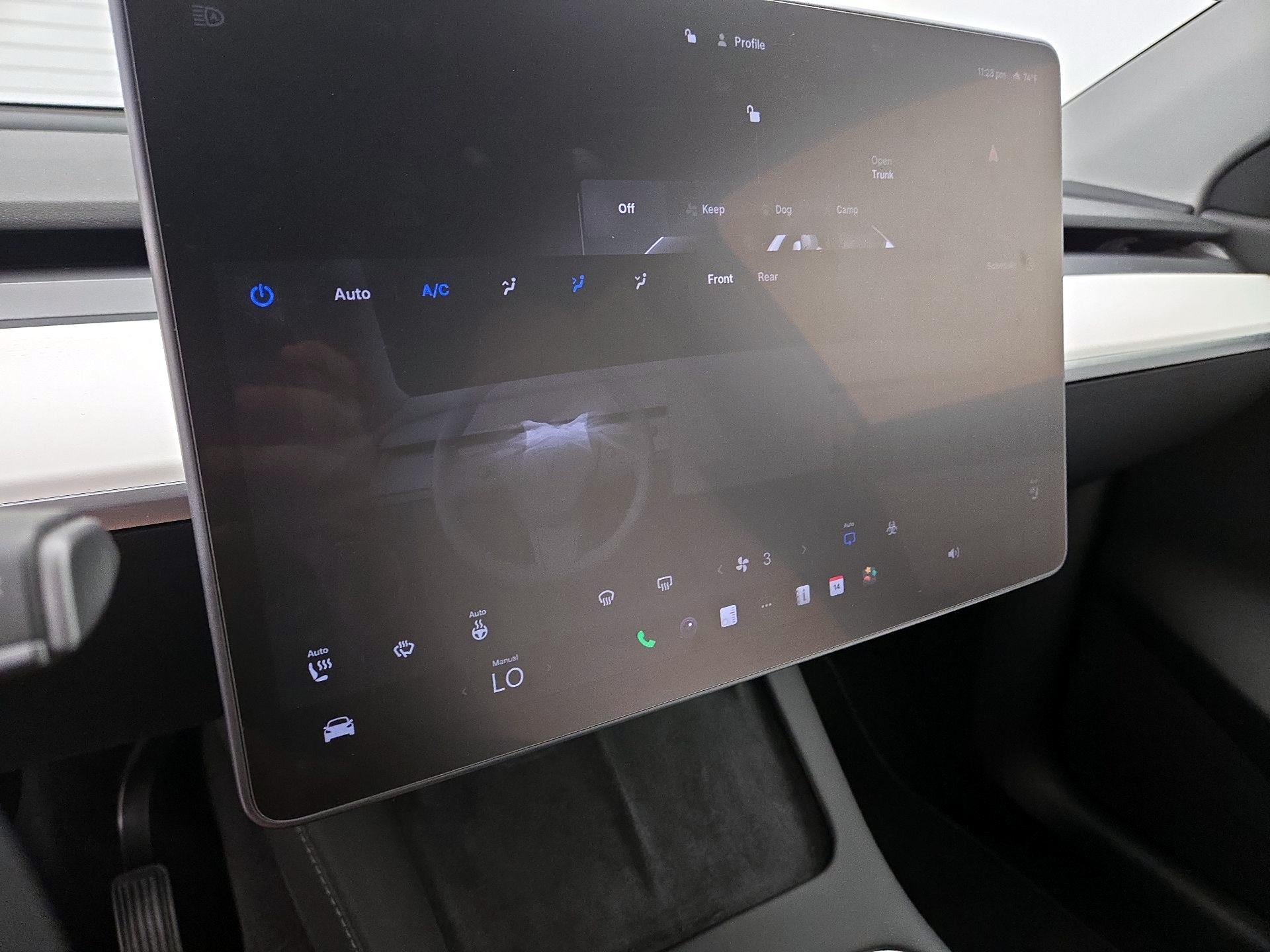 Thumbnail: 2022 Tesla Model Y - 16